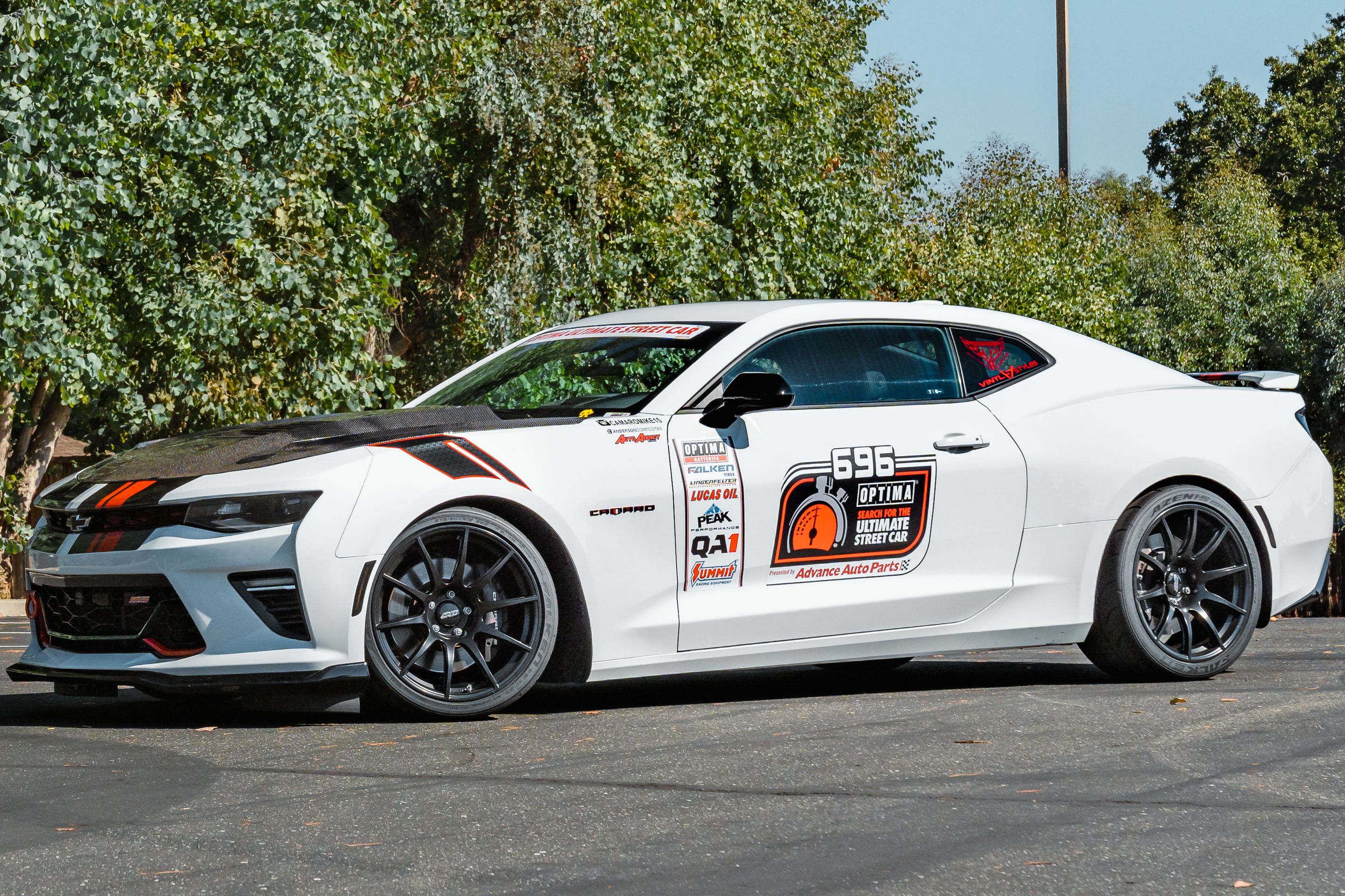 White Chevrolet 6th Gen Camaro SS with 19" SM-10 Apex wheels in Satin Black