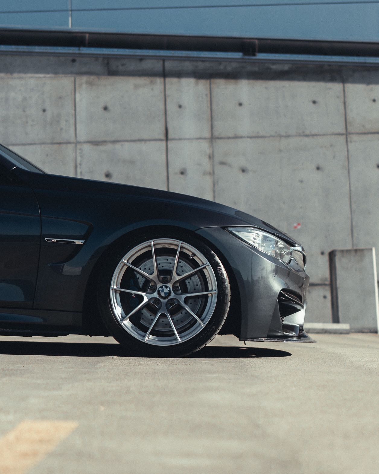 Grey BMW F80 M3 with 19" VS-5RS Apex wheels in Brushed Clear