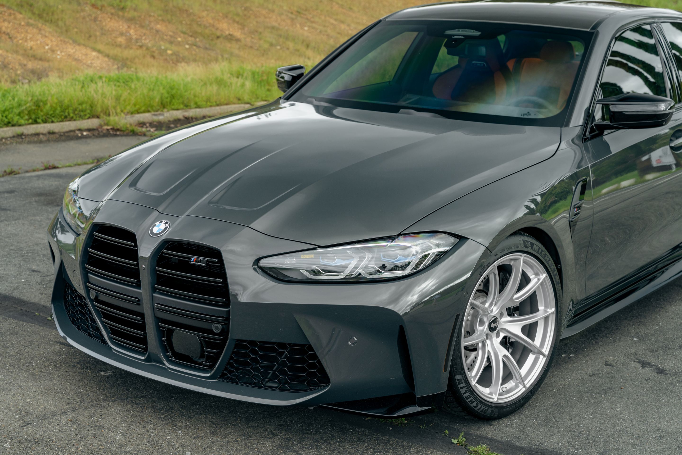 Grey BMW G80 M3 with 19" VS-5 Apex wheels in Race Silver