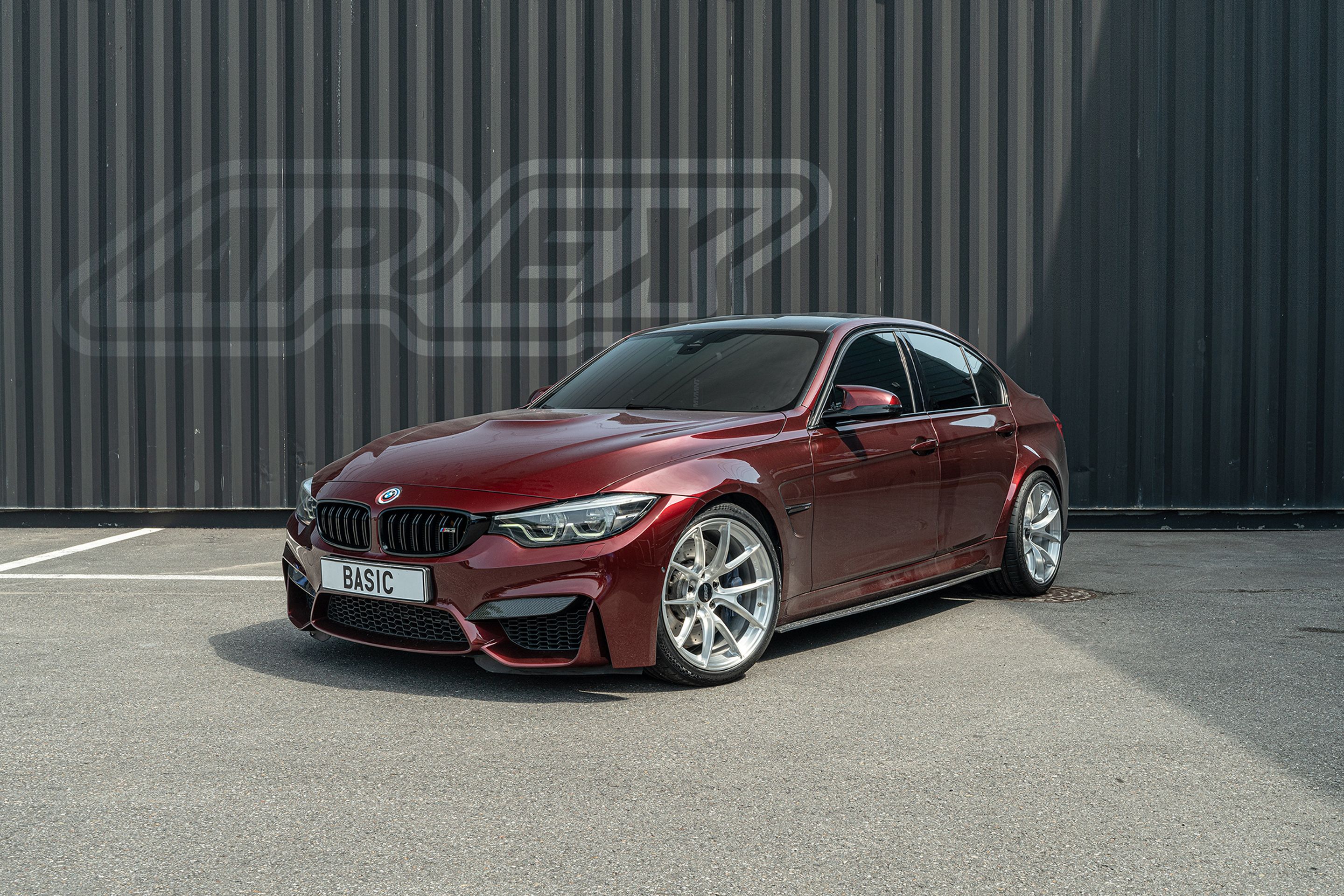 Red BMW F80 M3 with 19" VS-5RS Apex wheels in Brushed Clear