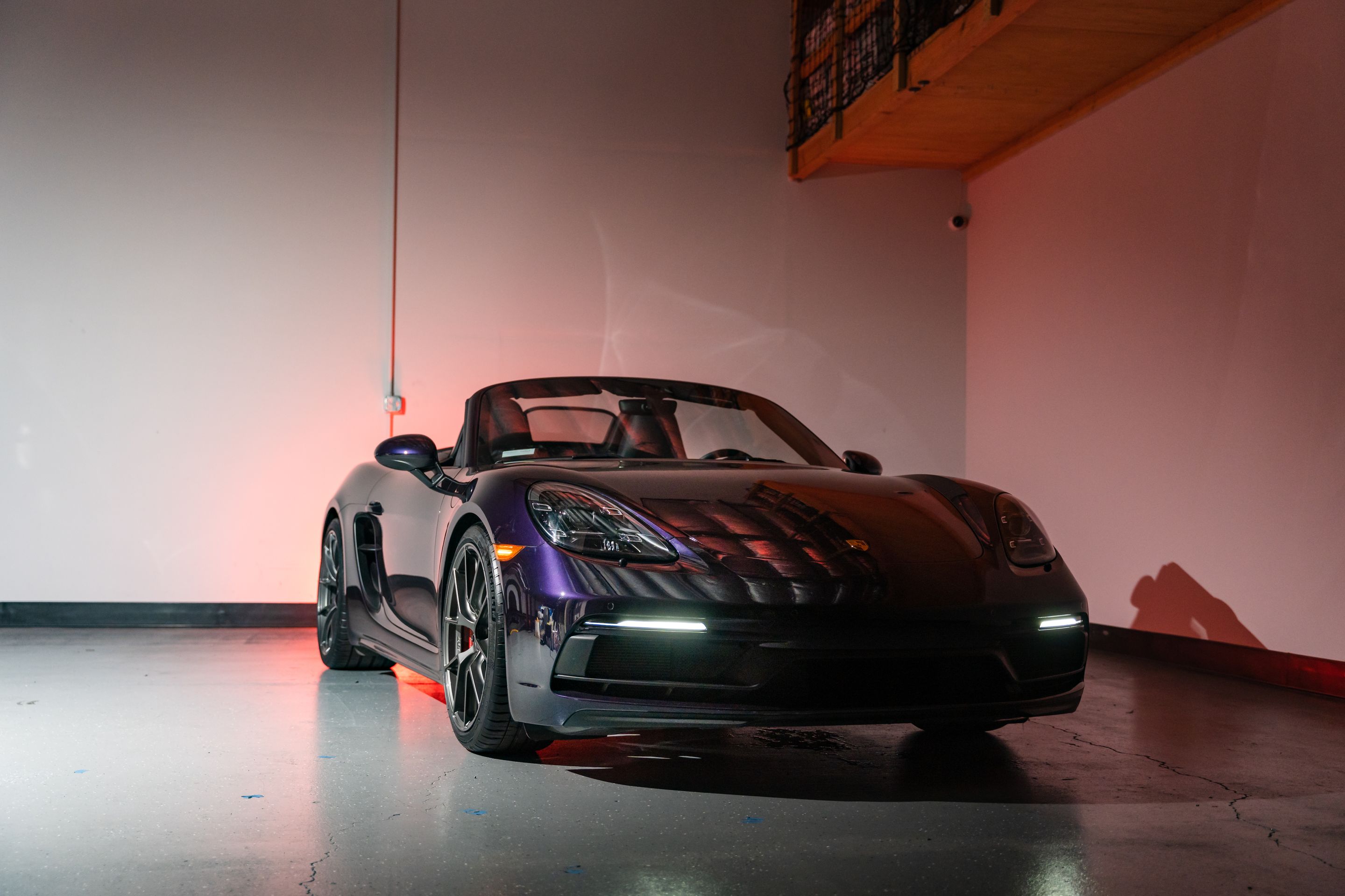 Purple Porsche 718 Boxster GTS 4.0L with 20" VS-5RS Apex wheels in Anthracite