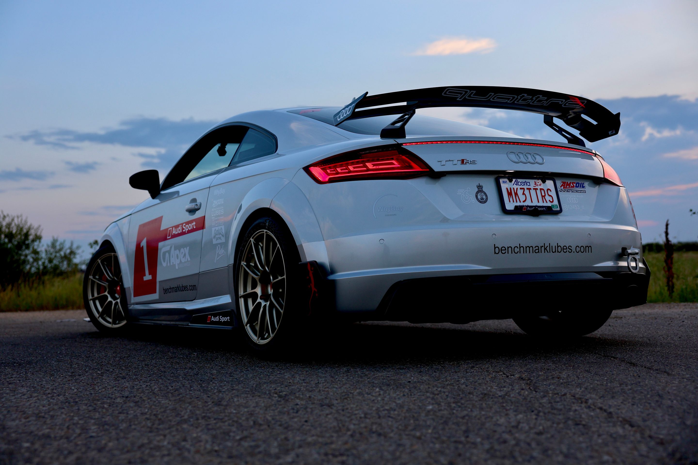 White Audi FV/8S TT RS with 18" SM-10RS Apex wheels in Motorsport Gold