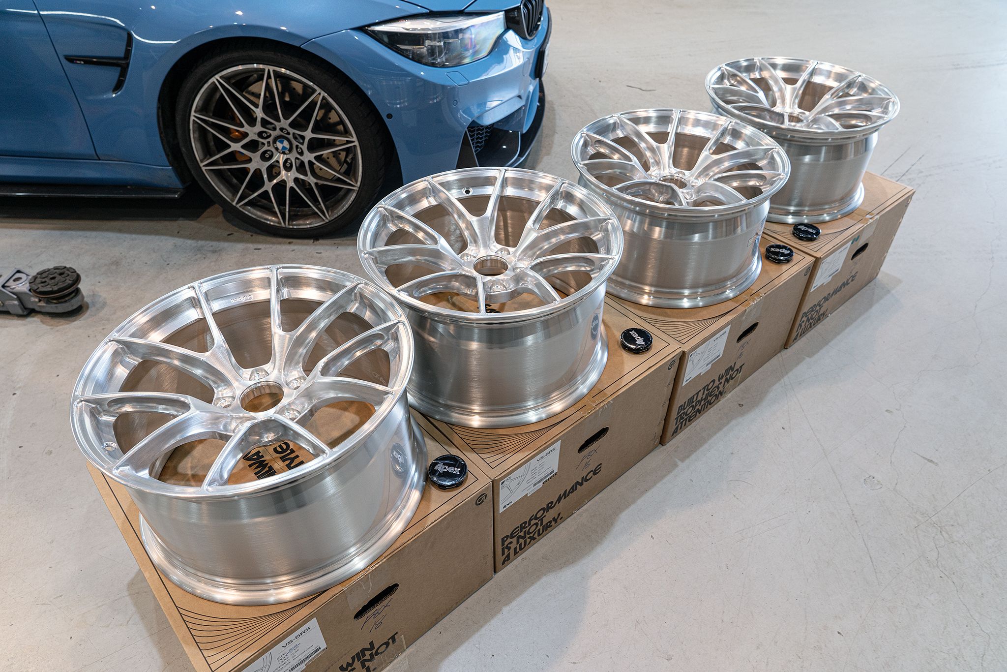 Blue BMW F80 M3 with 18" VS-5RS Apex wheels in Brushed Clear