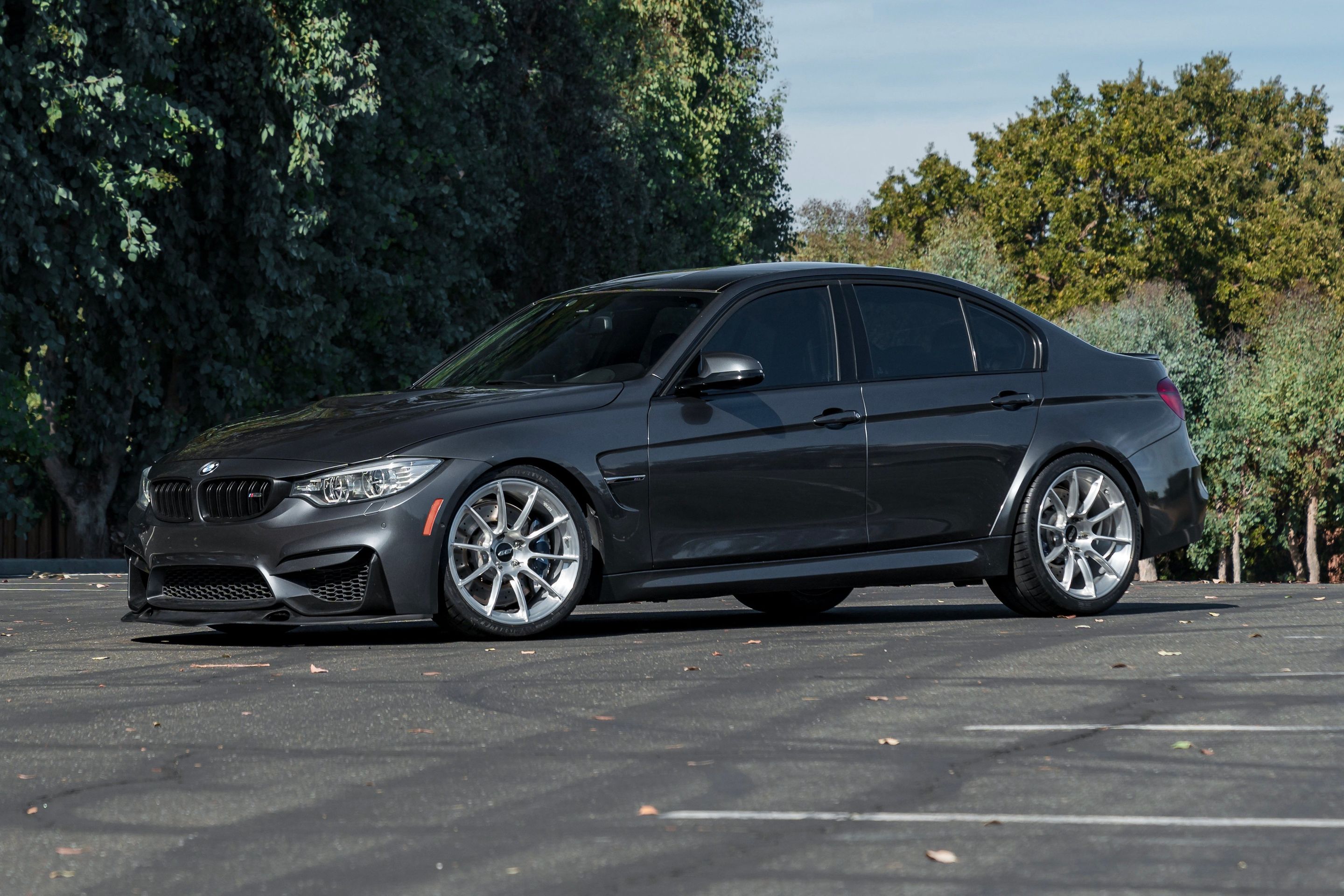 Grey BMW F80 M3 with 19" SM-10RS Apex wheels in Brushed Clear