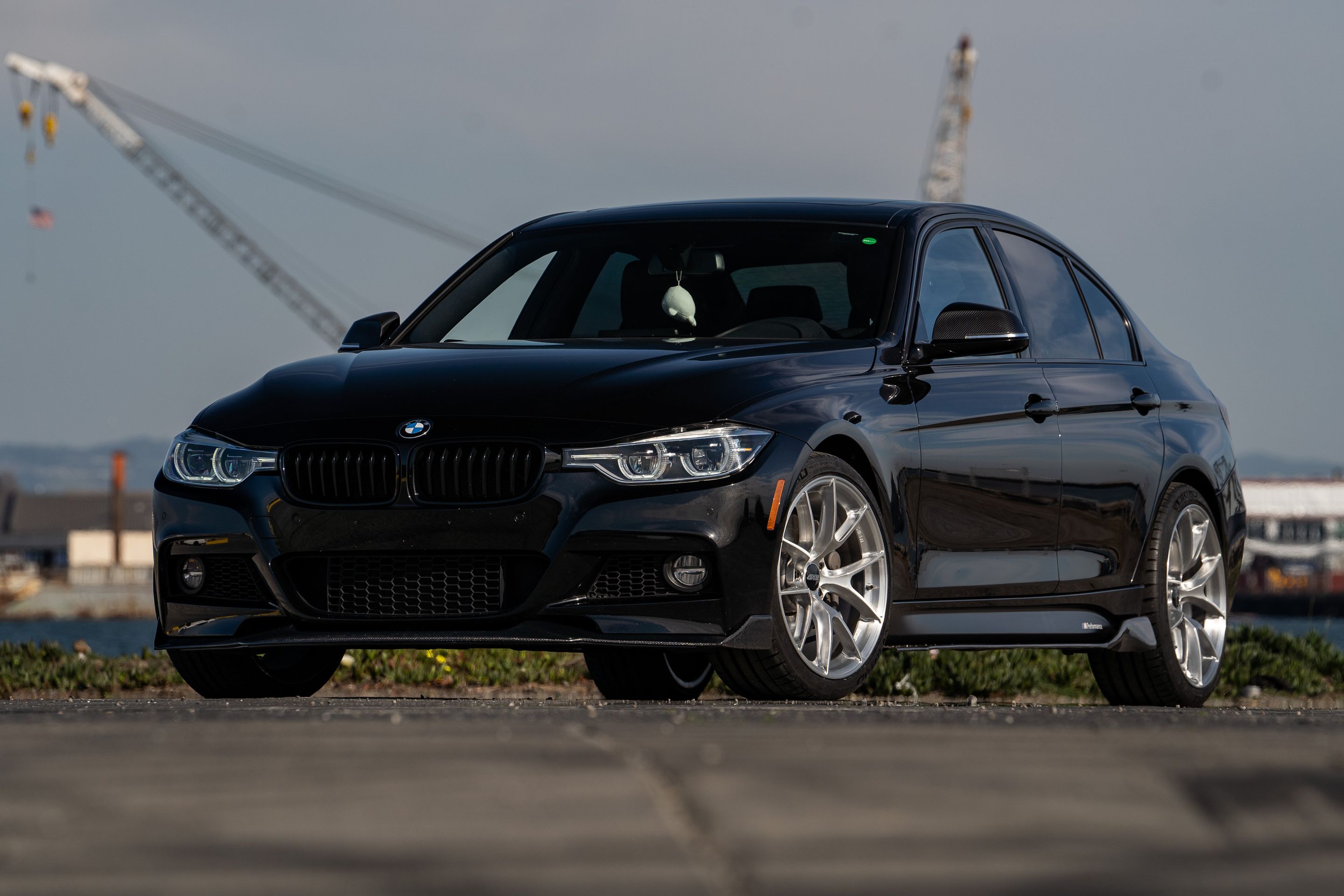 Black BMW F30 Sedan 3 Series with 19" VS-5RS Apex wheels in Brushed Clear