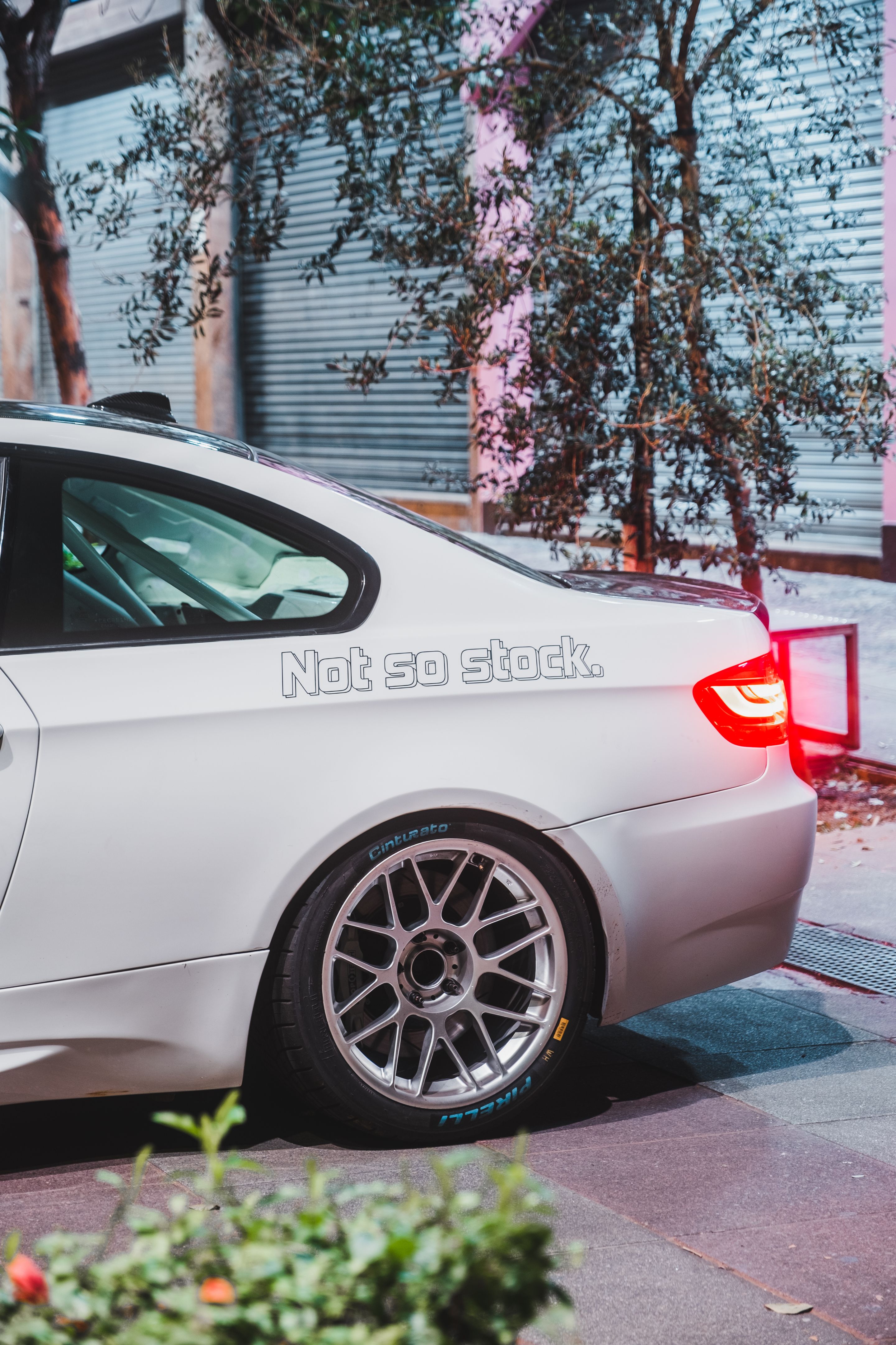 White BMW E92 Coupe M3 with 18" ARC-8 Apex wheels in Hyper Silver