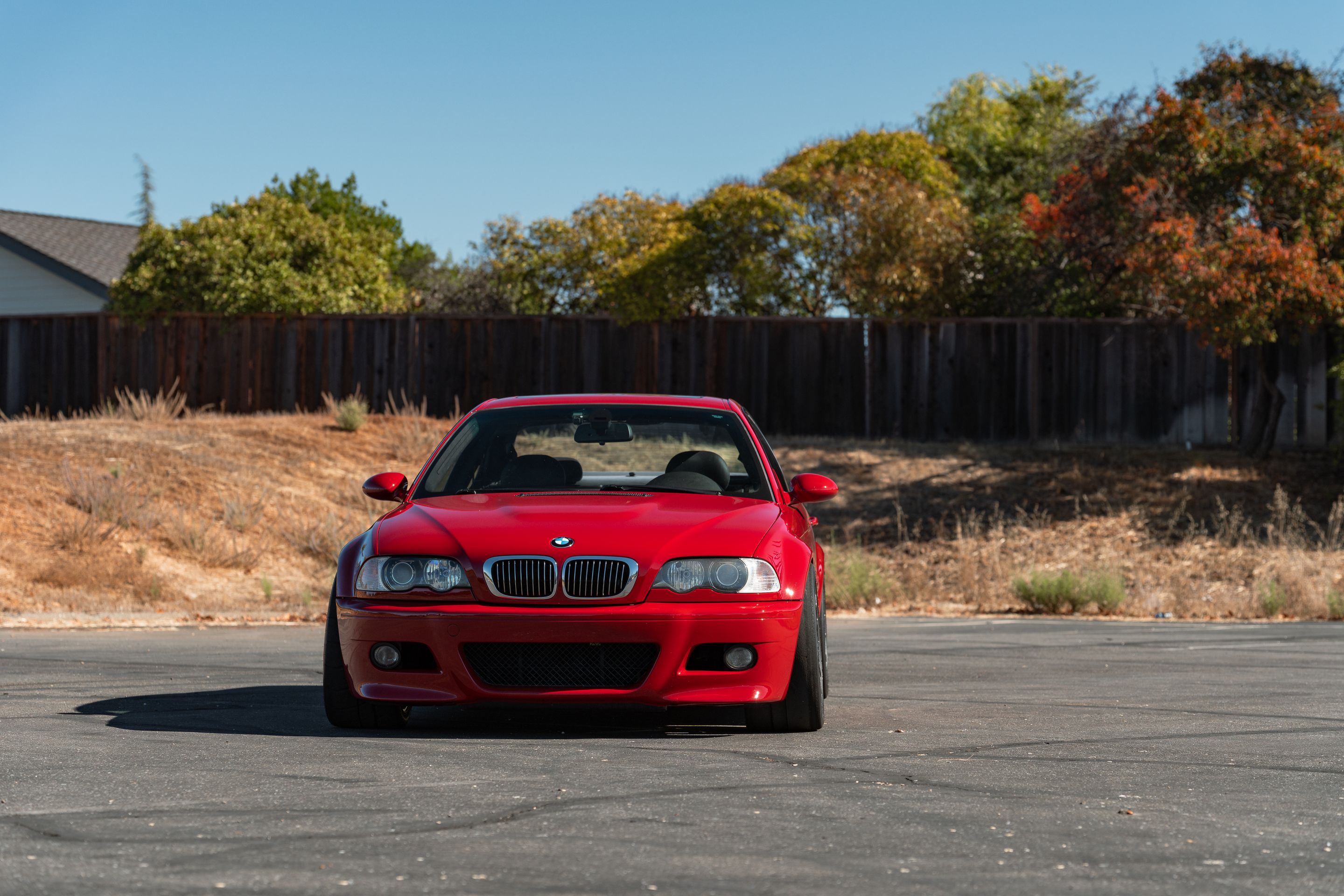 Red BMW E46 M3 with 18" EC-7RS Apex wheels in Anthracite