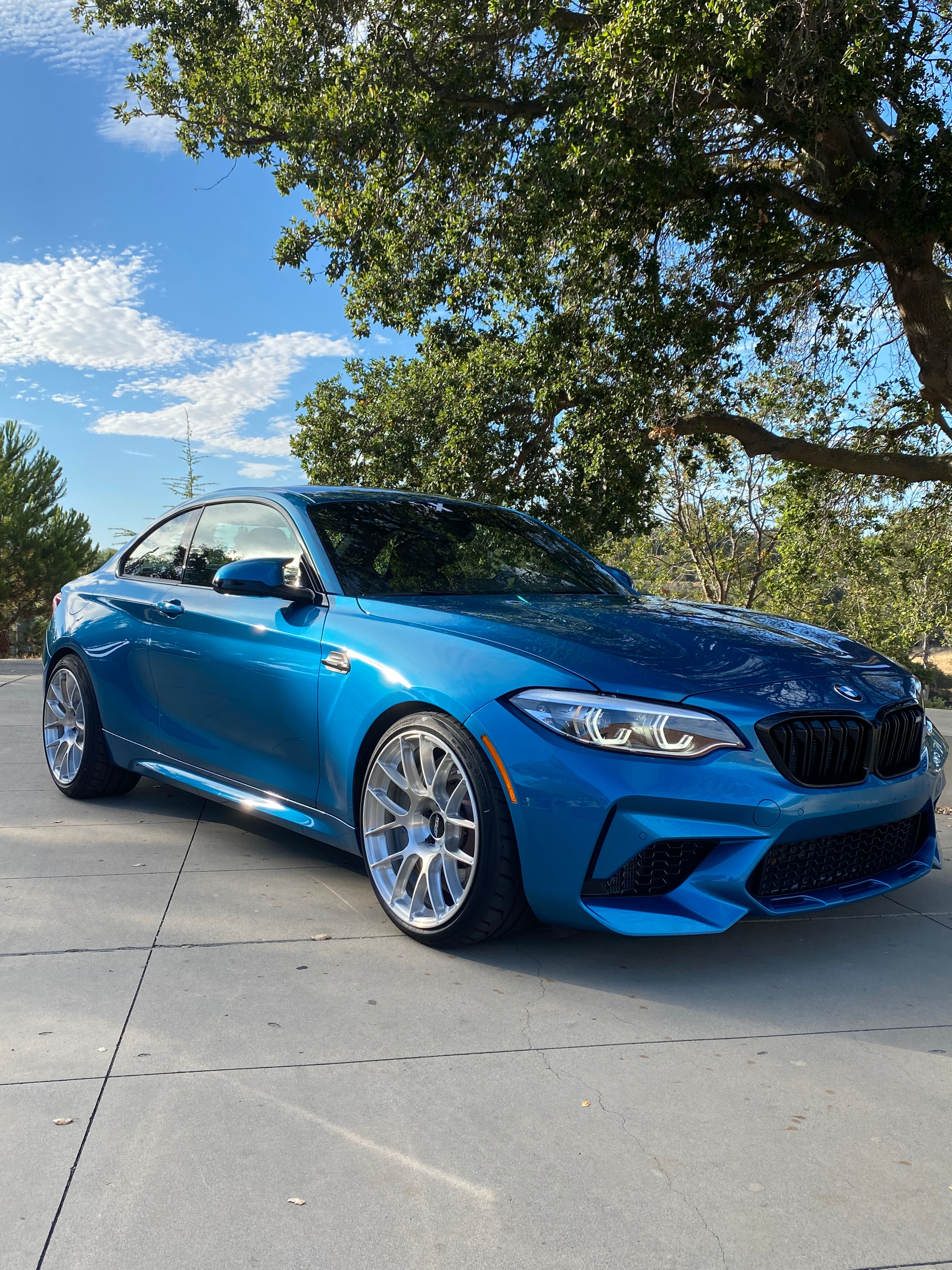 Blue BMW F87 M2 with 19" EC-7RS Apex wheels in Brushed Clear
