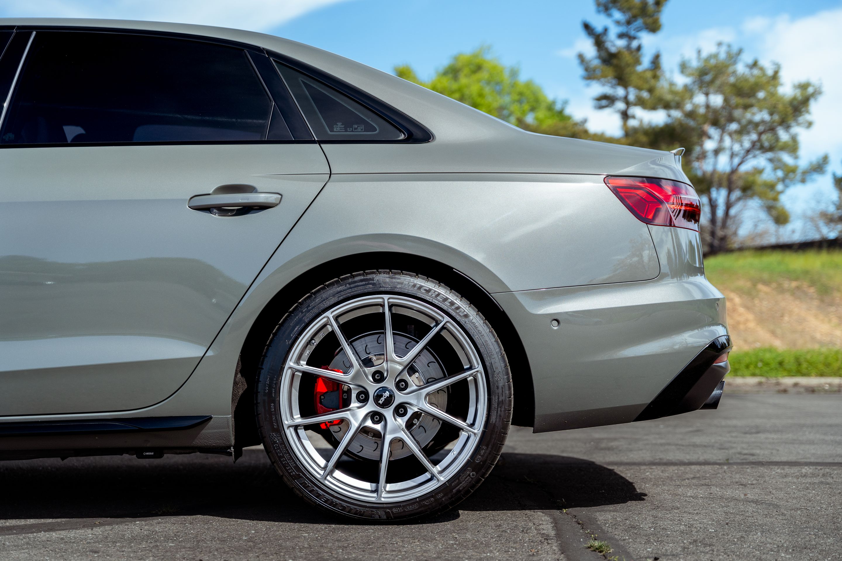Grey Audi B9 S4 with 19" VS-5 Apex wheels in Hyper Black