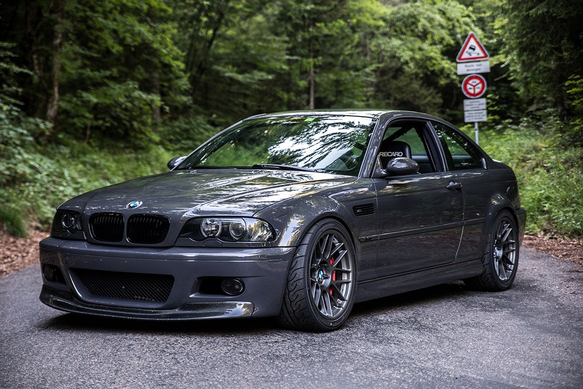 Grey BMW E46 M3 with 18" ARC-8 Apex wheels in Anthracite