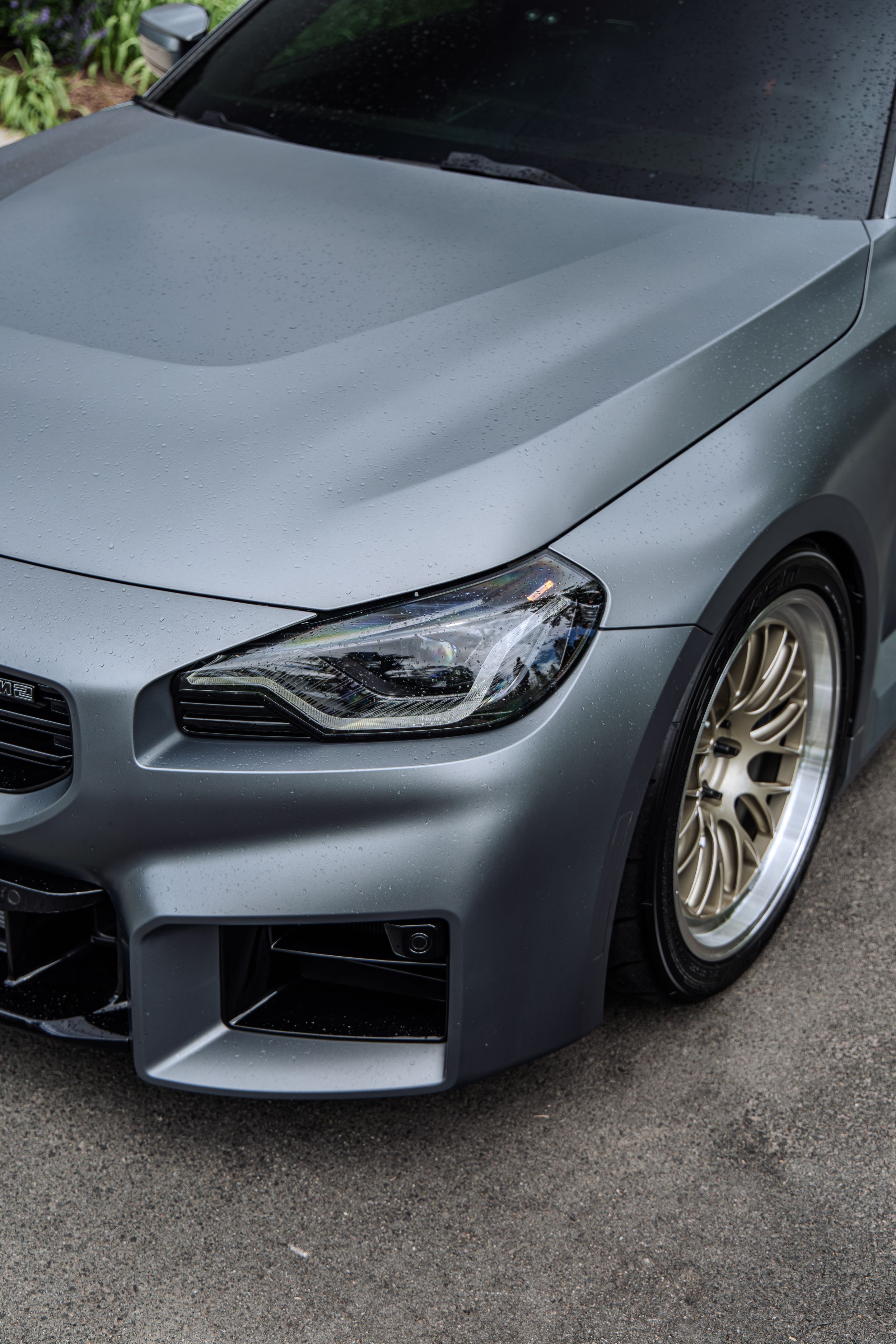 Grey BMW G87 M2 with 19" ML-10RT Apex wheels in Machined Lip Gloss Motorsport Gold