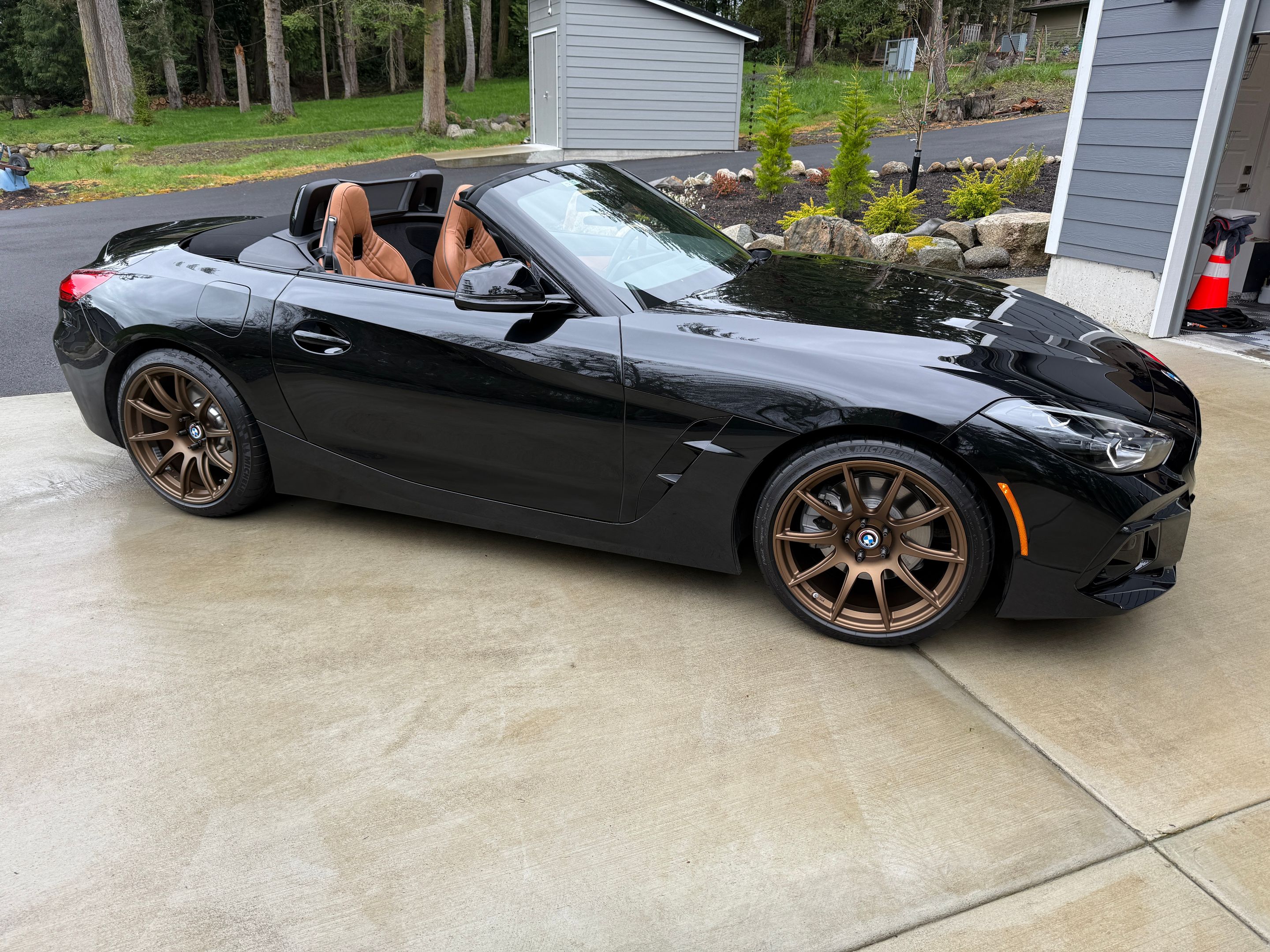 Black BMW G29 Z4 with 19" SM-10 Apex wheels in Satin Bronze