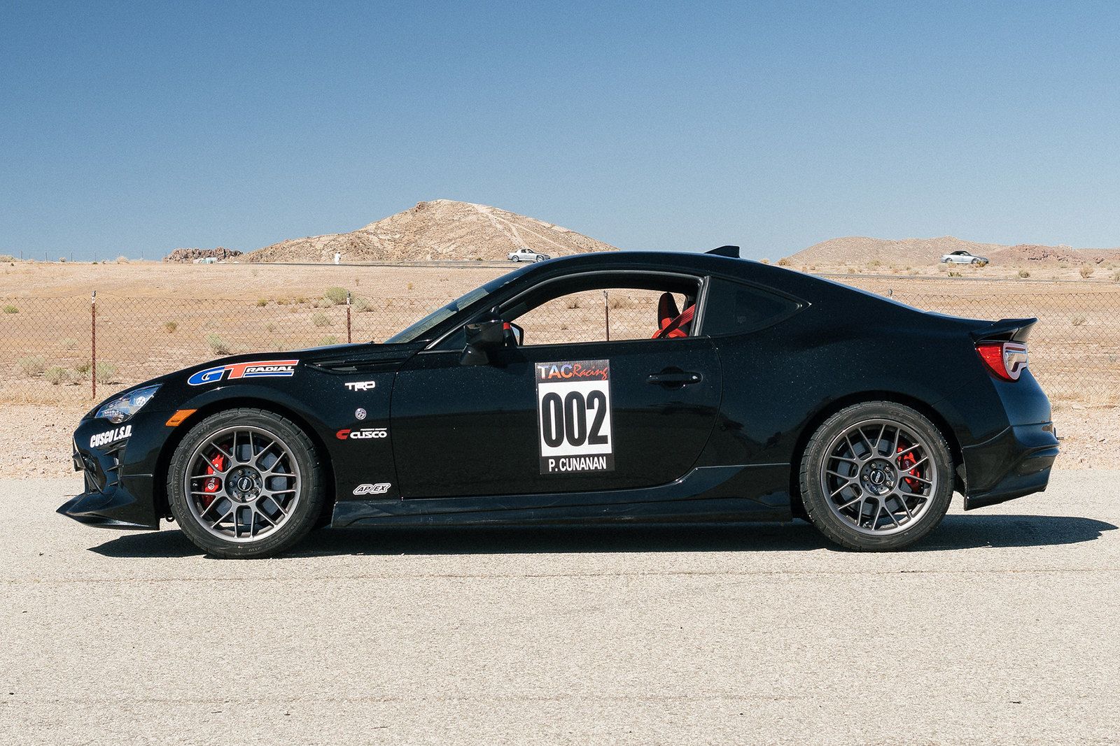 Black Toyota 86 / GT86 / FT86 with 17" ARC-8 Apex wheels in Anthracite