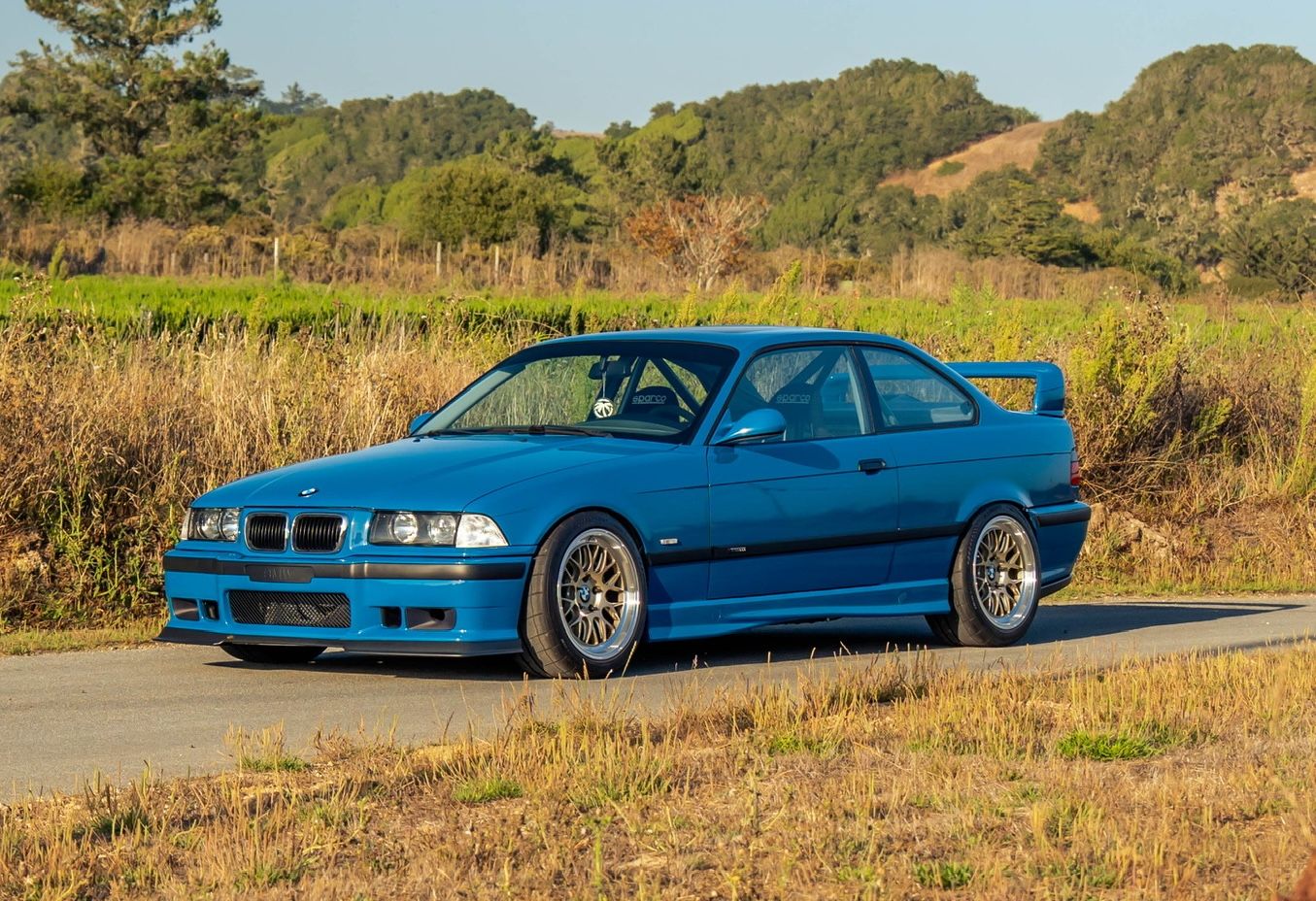 Blue BMW E36 M3 with 17" ML-10RT Apex wheels in Machined Lip Gloss Motorsport Gold