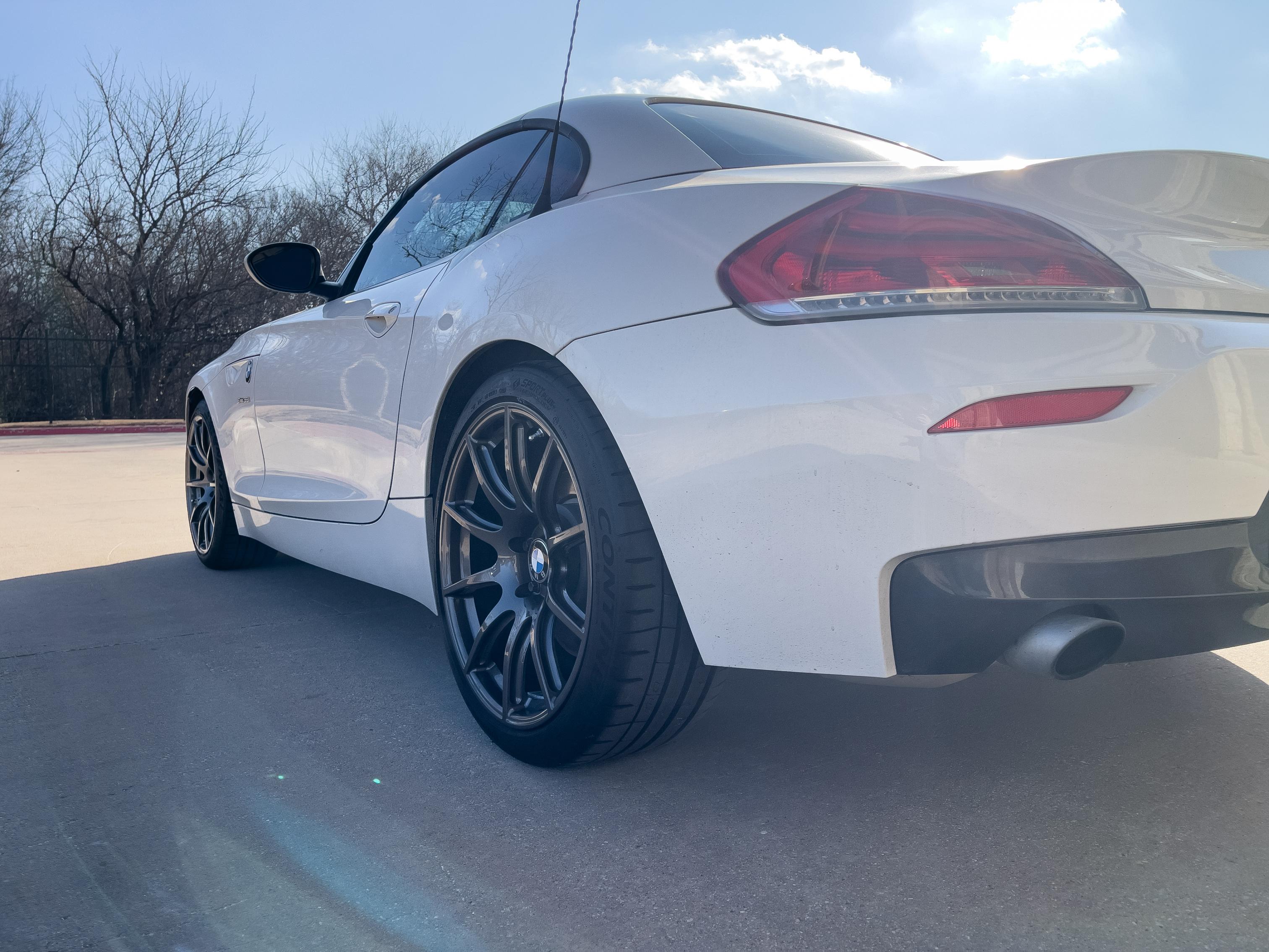BMW E89 Z4 with 19