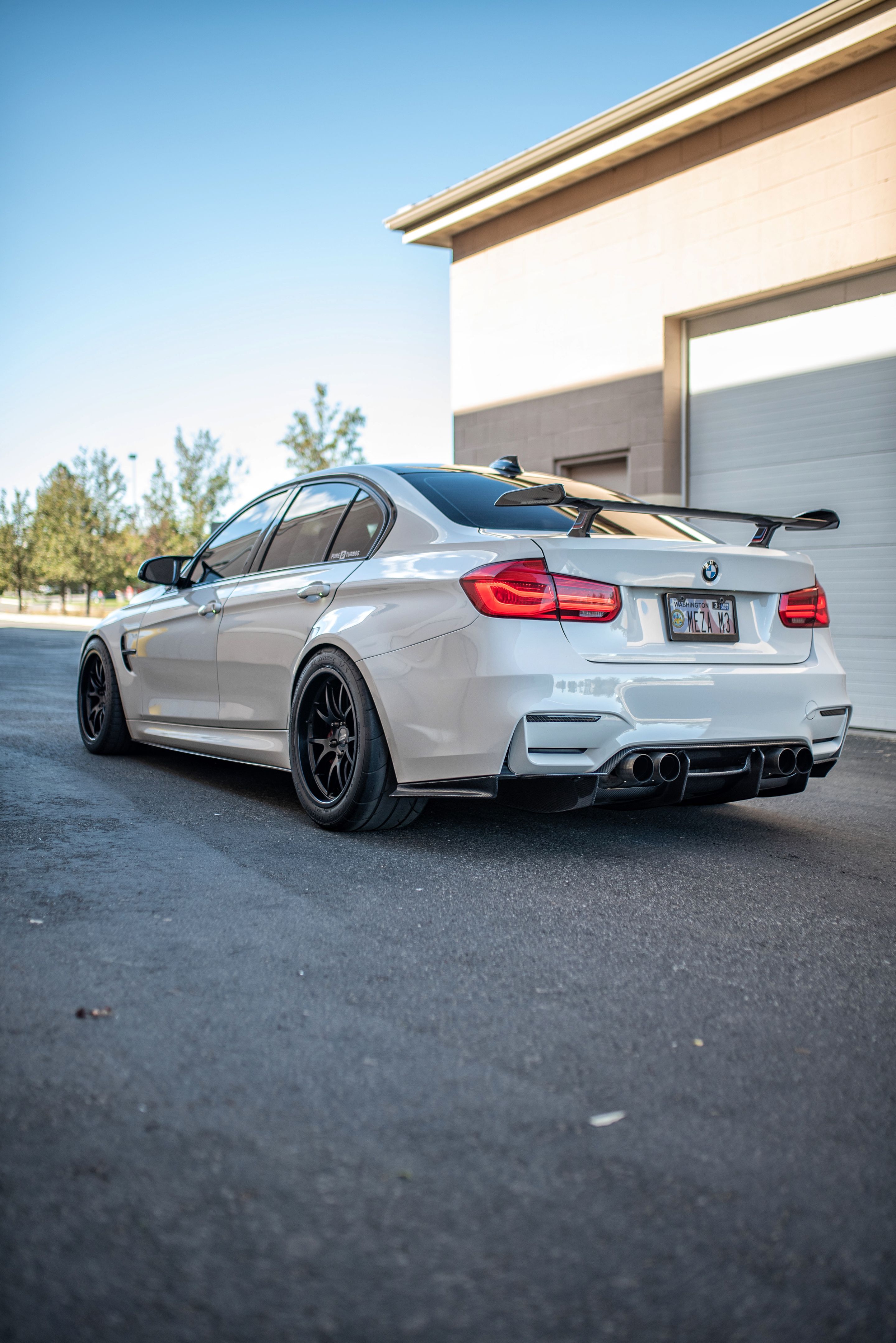 White BMW F80 M3 with 18" FL-5 Apex wheels in Satin Black