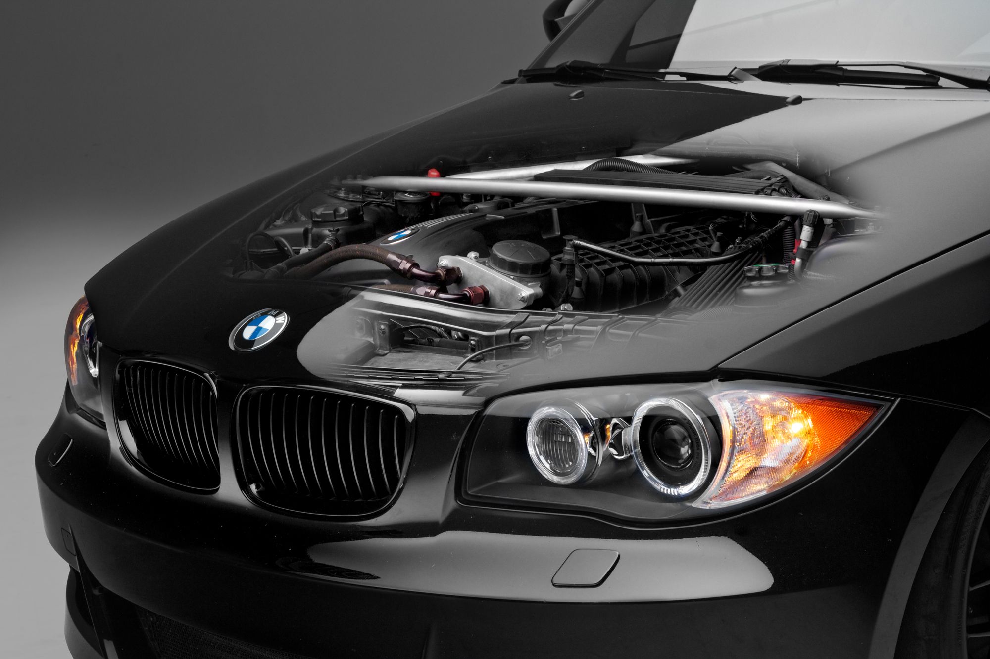BMW E82 Coupe 1 Series with 18