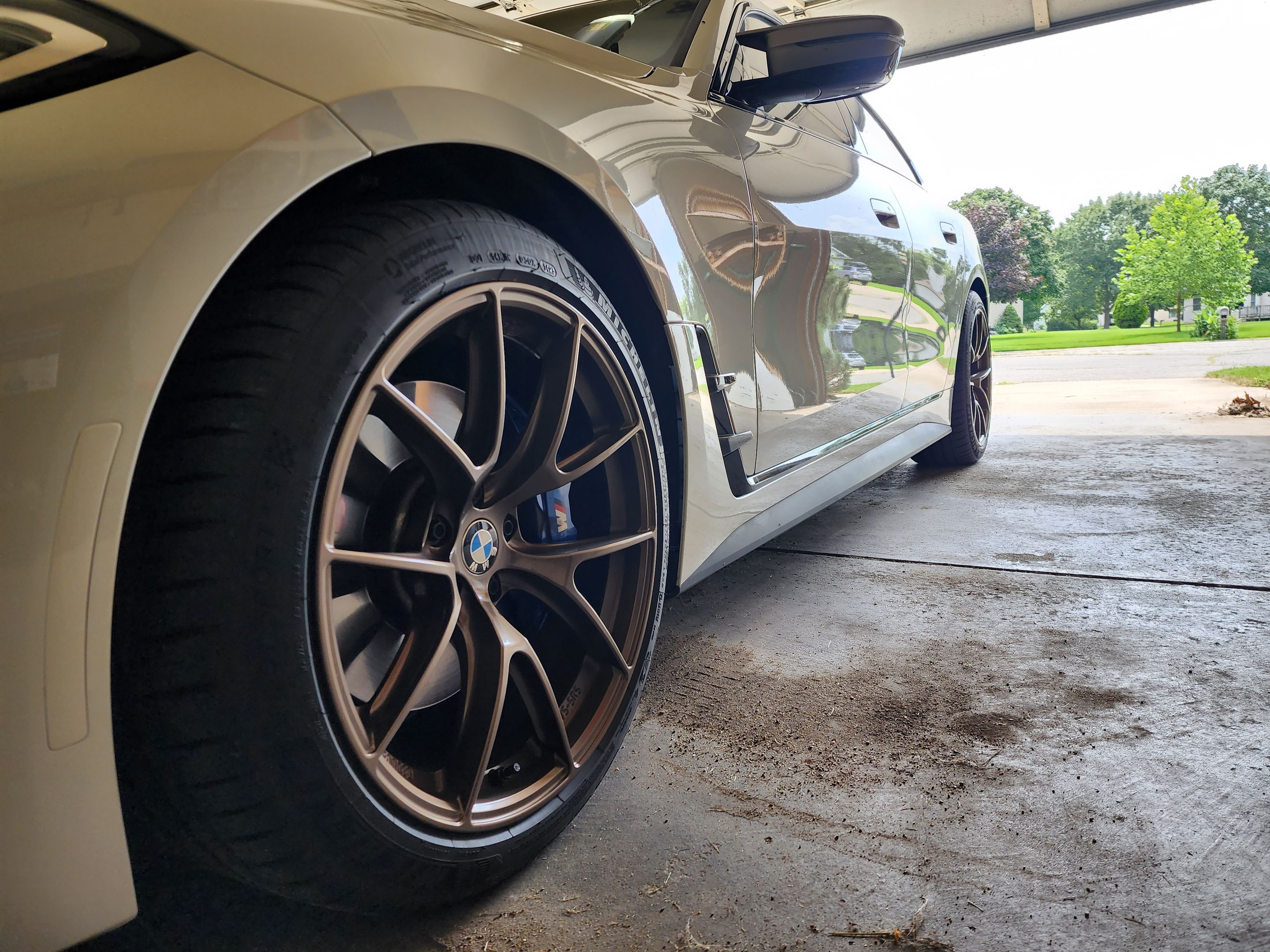 White BMW G26 Gran Coupe 4 Series with 19" VS-5RS Apex wheels in Satin Bronze