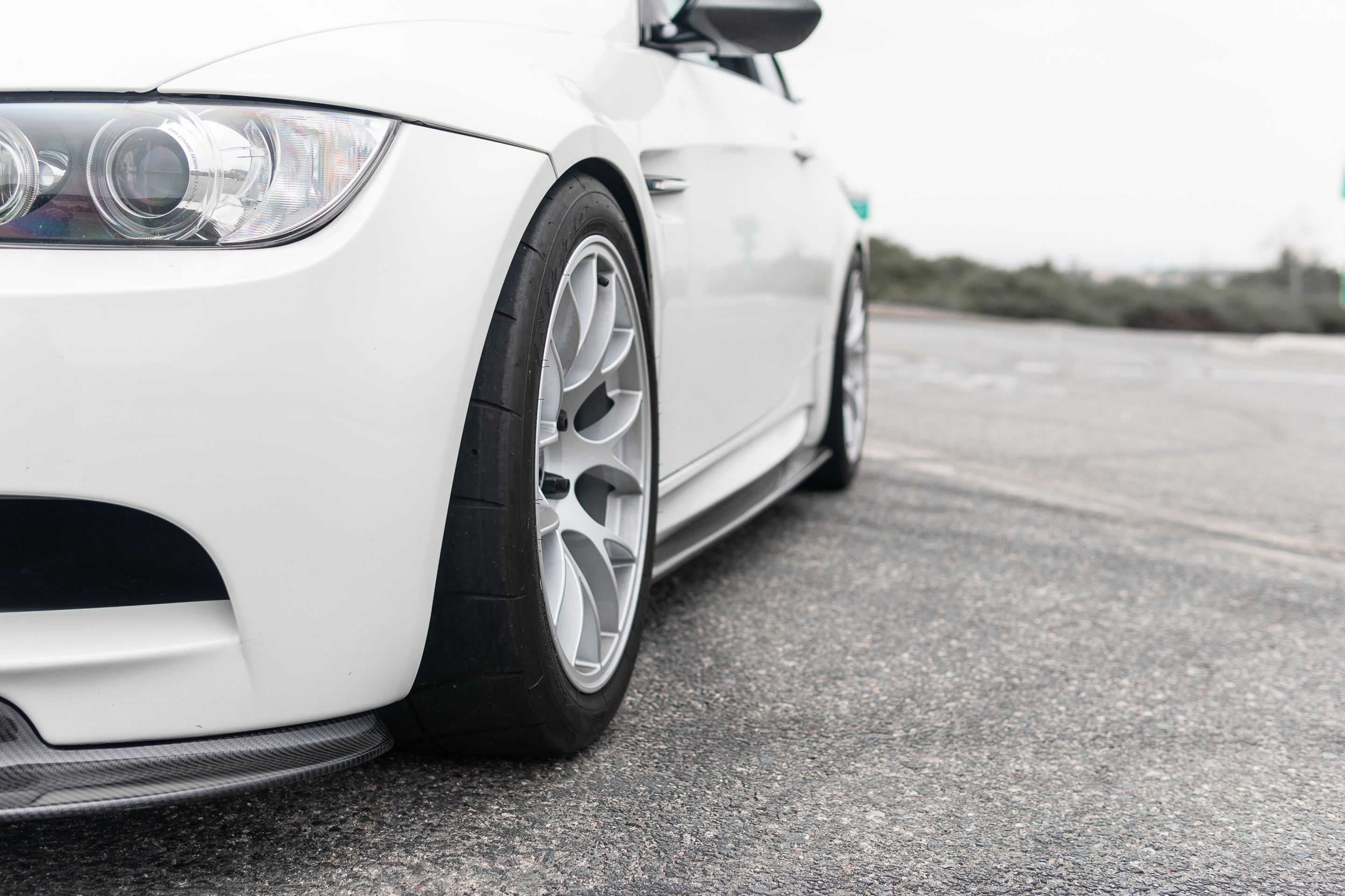 White BMW E92 Coupe M3 with 18" EC-7 Apex wheels in Race Silver