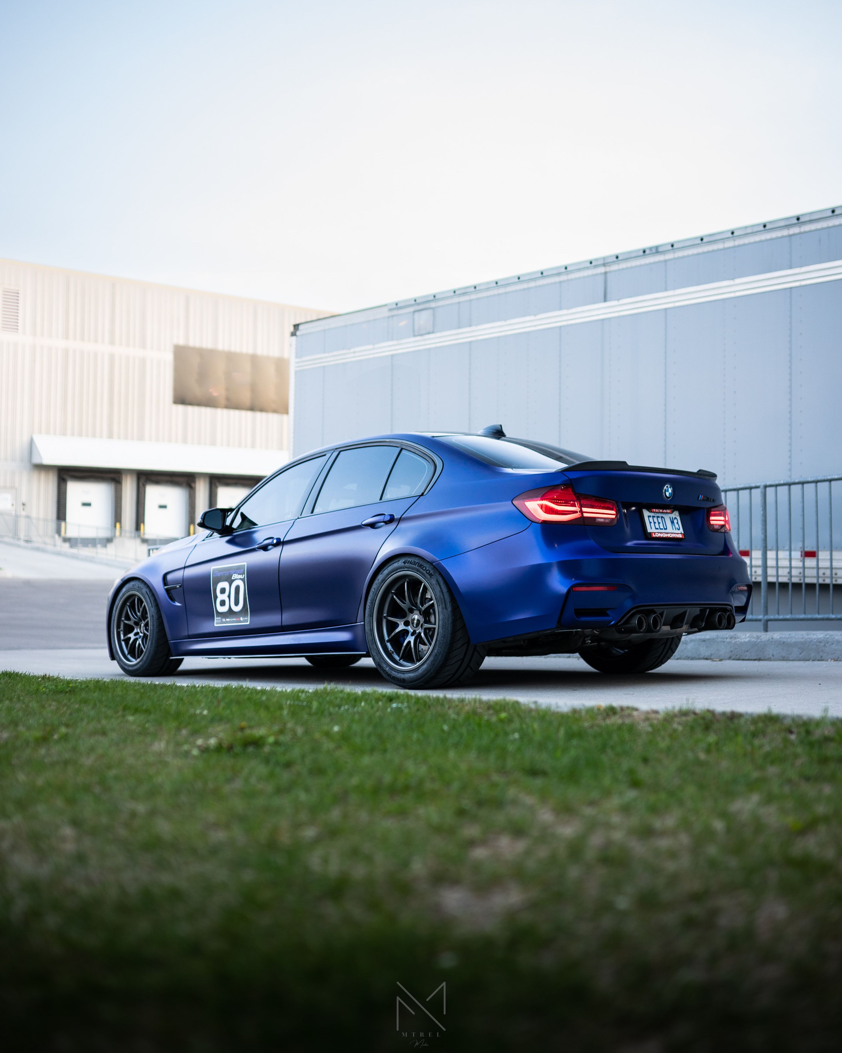 Blue BMW F80 M3 with 18" FL-5 Apex wheels in Anthracite