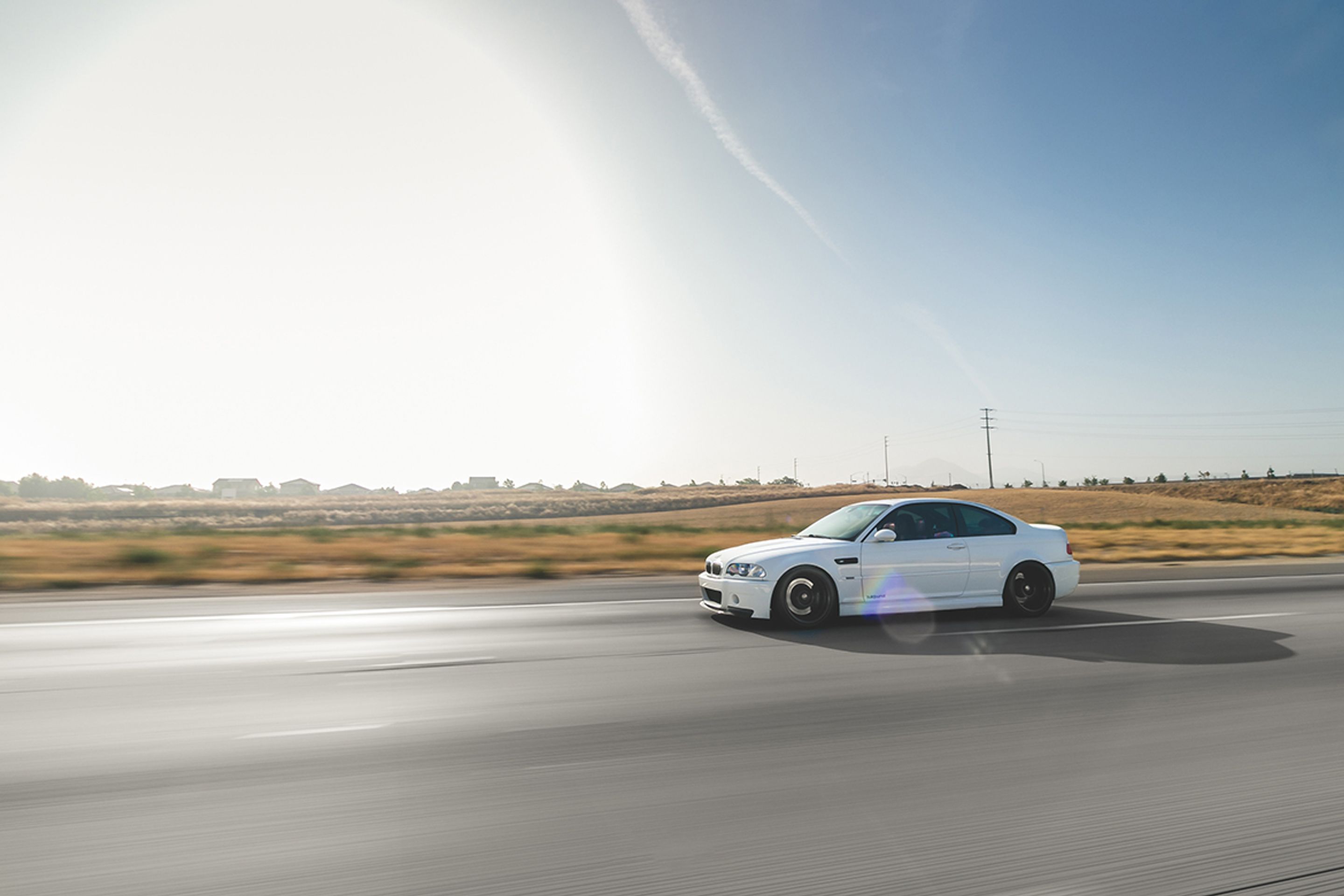 White BMW E46 M3 with 18" ARC-8 Apex wheels in Anthracite
