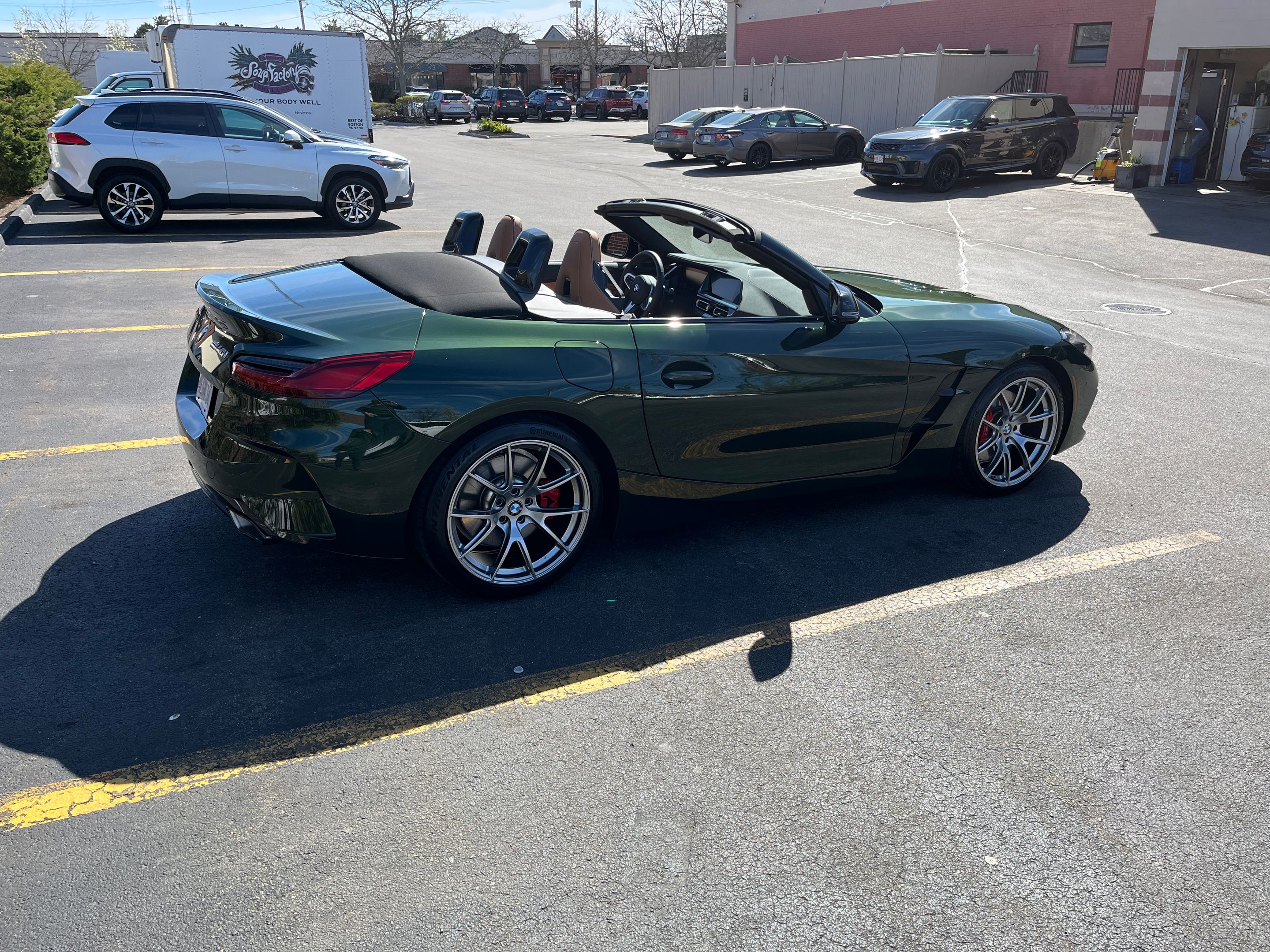 Green BMW G29 Z4 with 19" VS-5 Apex wheels in Hyper Black