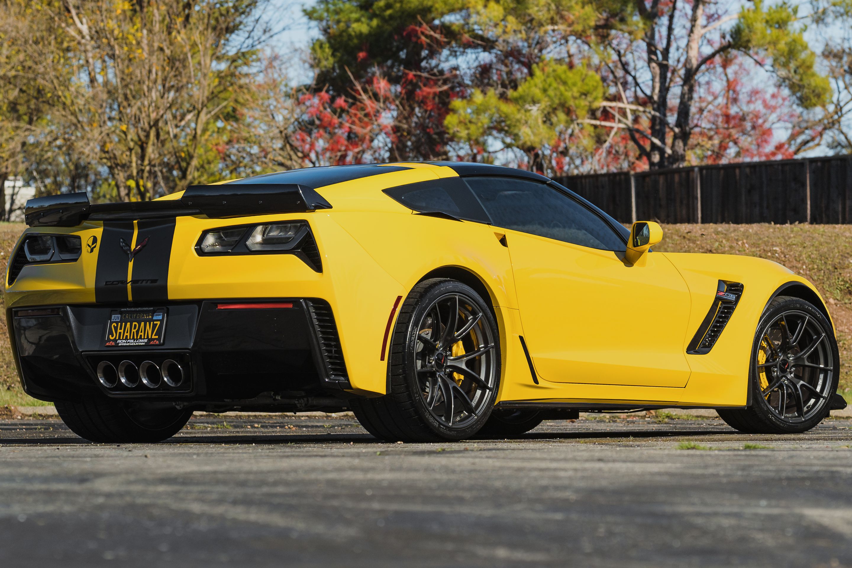 Yellow Chevrolet C7 Corvette Z06 with 19"/20" VS-5RS Apex wheels in Anthracite