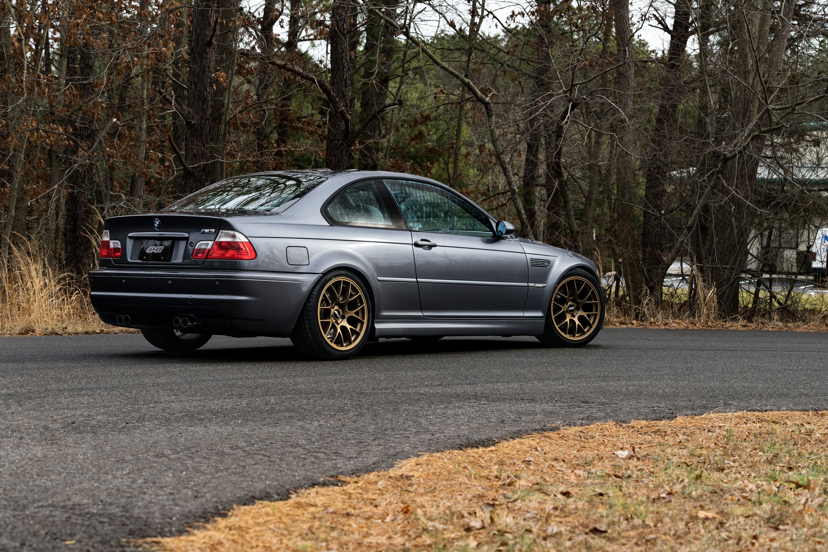 Grey BMW E46 M3 with 18" EC-7 Apex wheels in Satin Bronze