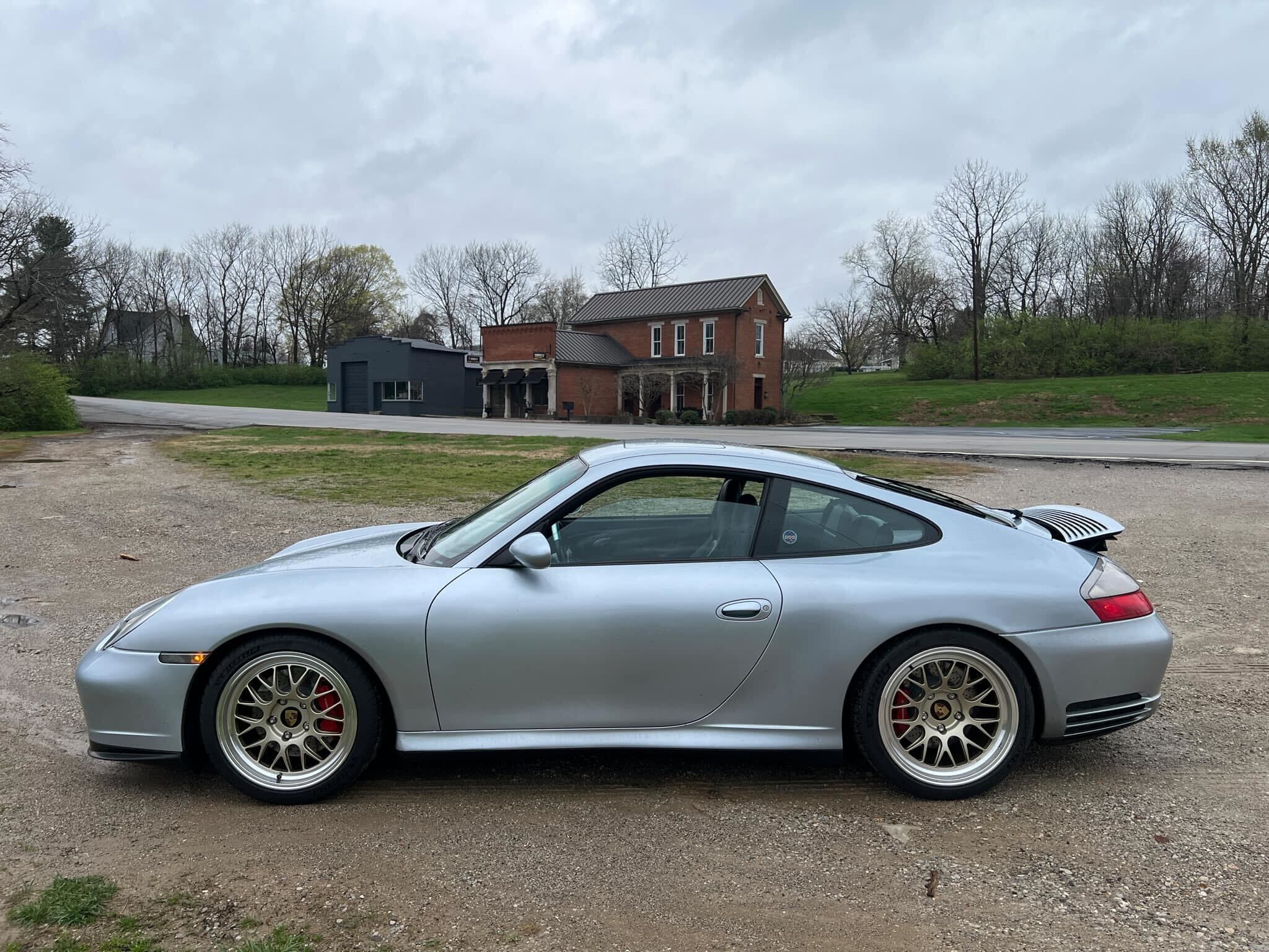 Silver Porsche 911 996 Carrera 4S with 18" ML-10RT Apex wheels in Machined Lip Gloss Motorsport Gold