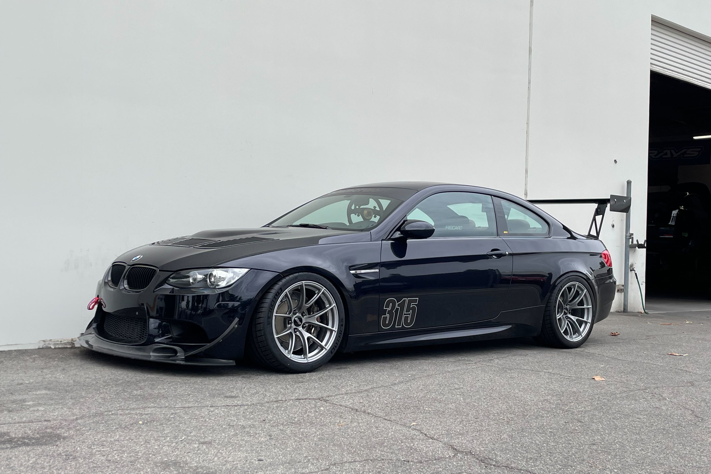 Blue BMW E92 Coupe M3 with 18" VS-5RS Apex wheels in Custom Finish