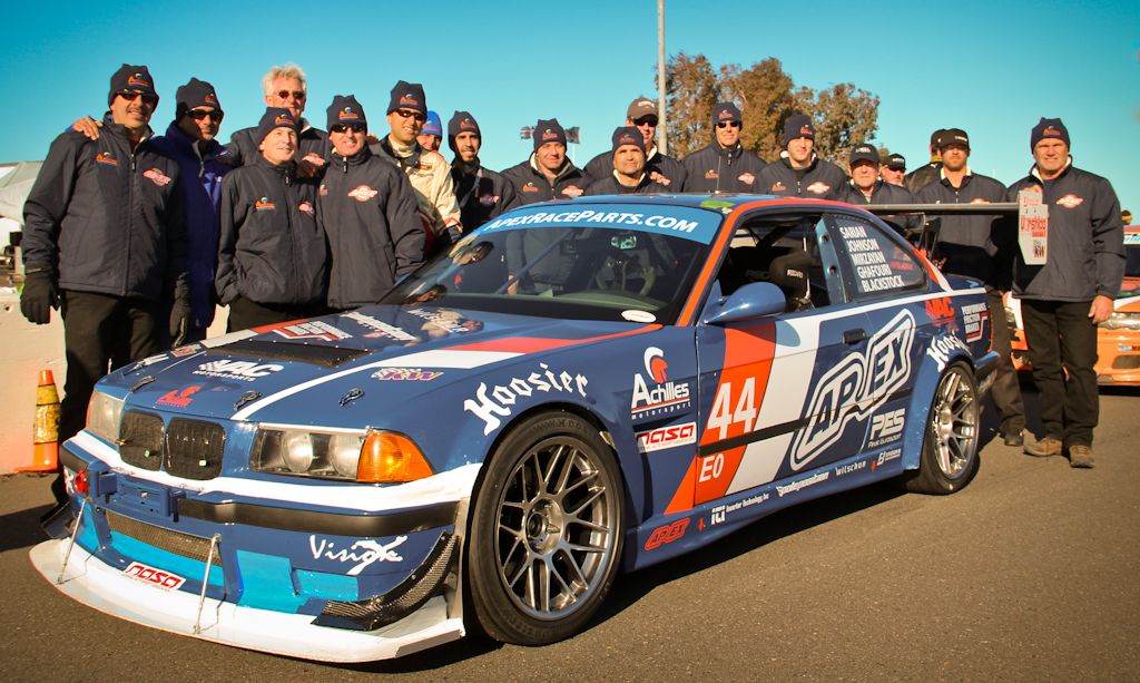 Blue BMW E36 M3 with 18" ARC-8 Apex wheels in Hyper Black