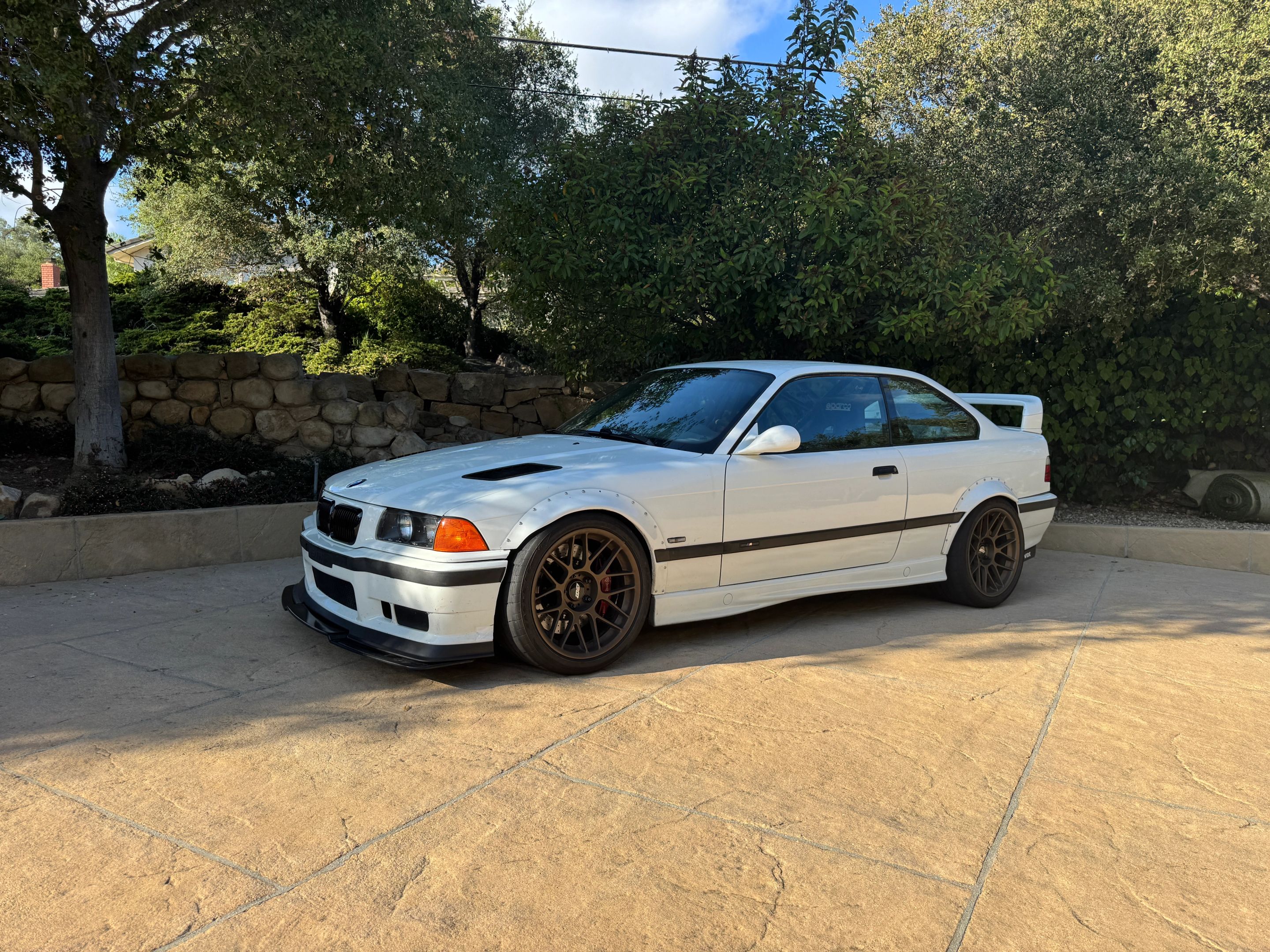 White BMW E36 M3 with 18" ARC-8 Apex wheels in Satin Bronze