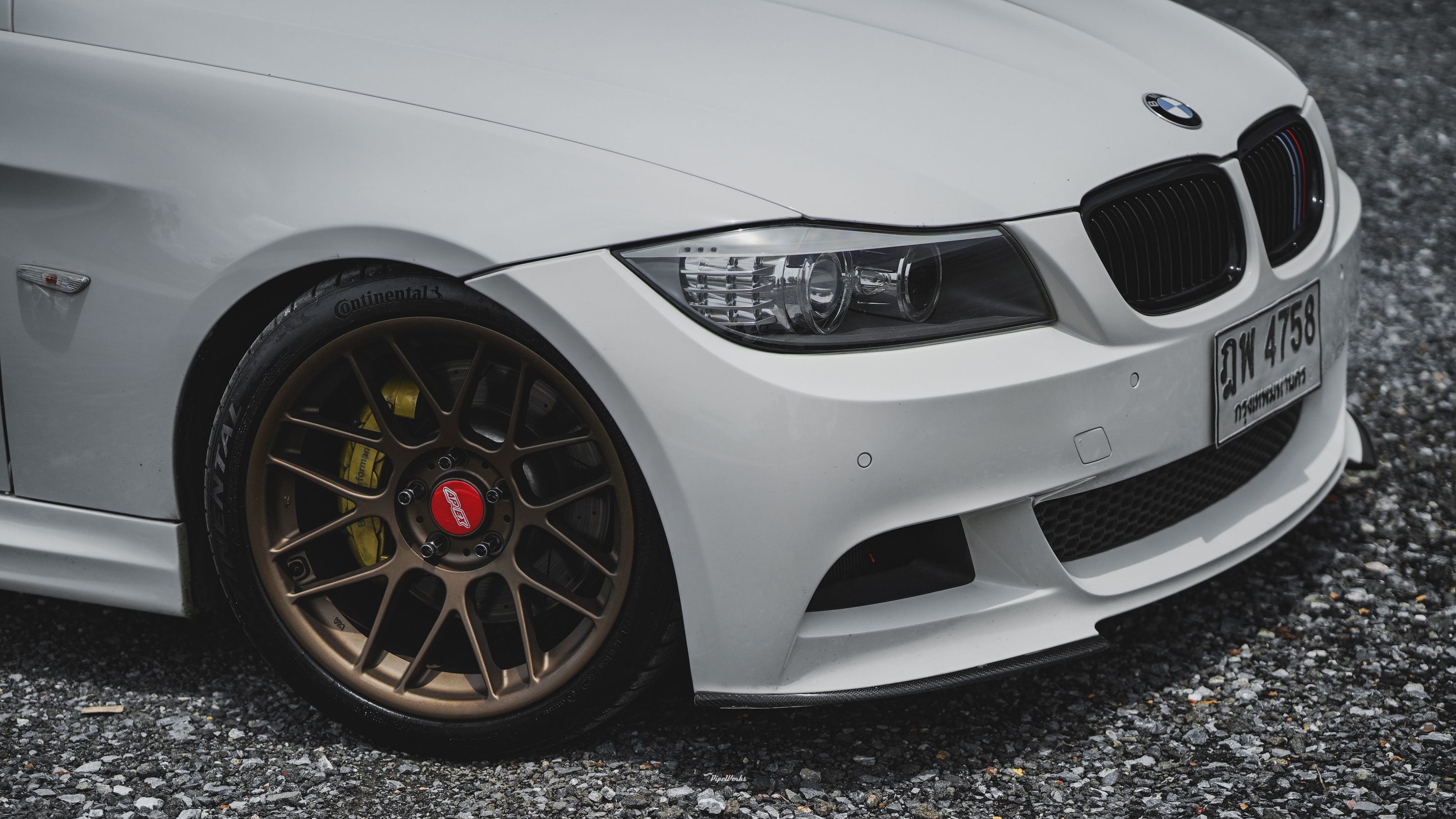 White BMW E90 LCI Sedan 3 Series with 18" ARC-8 Apex wheels in Satin Bronze