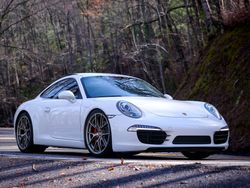 White Porsche 911 - VS-5RS in Motorsport Gold