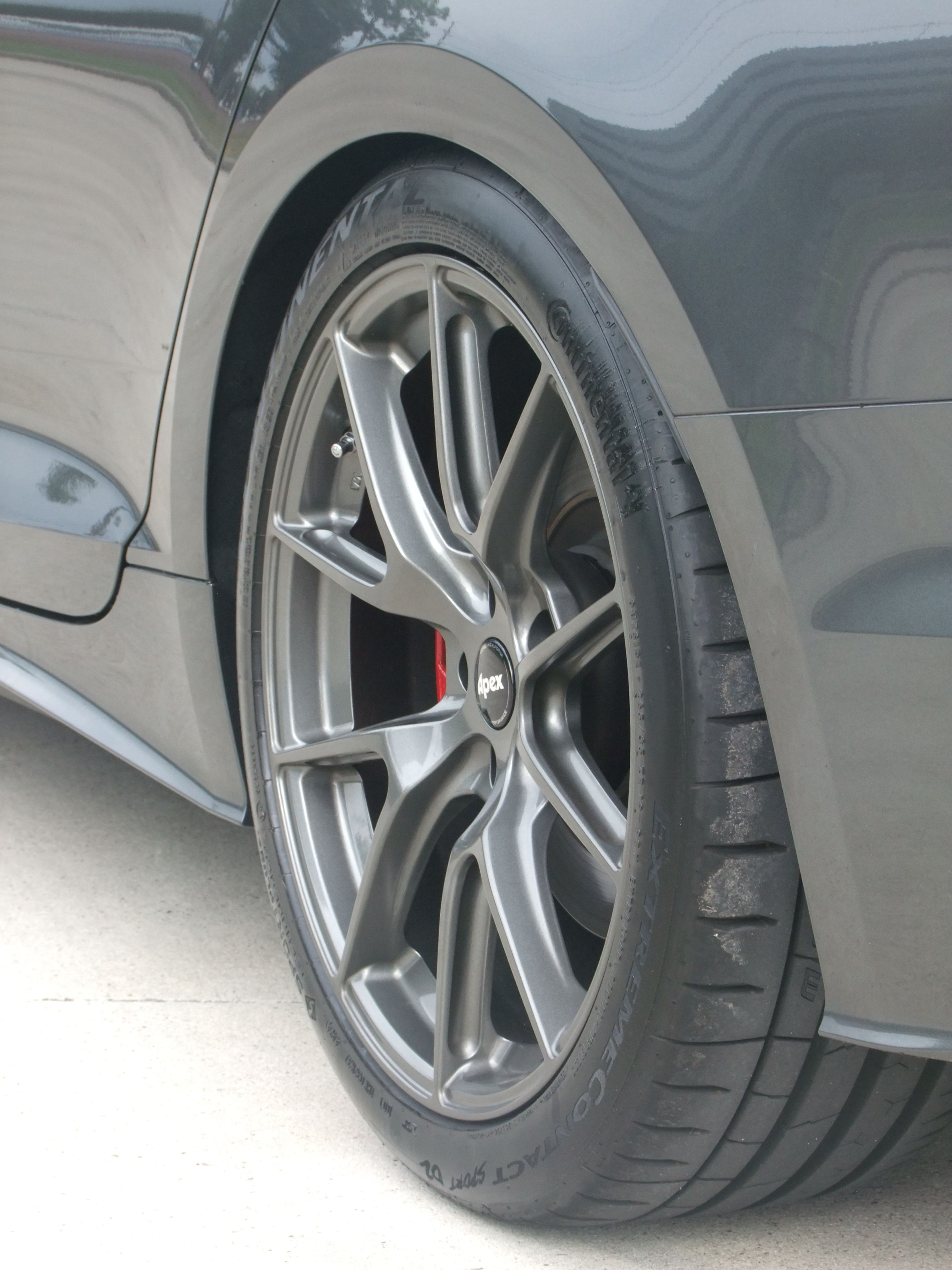 Grey Audi B9 S5 with 19" VS-5 Apex wheels in Anthracite