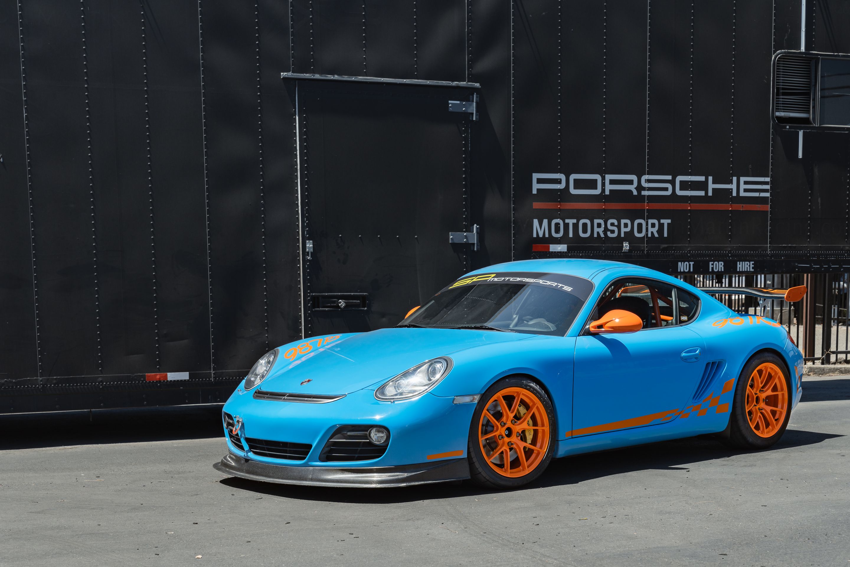 Blue Porsche 987 Cayman S with 18" VS-5RS Apex wheels in Custom Finish