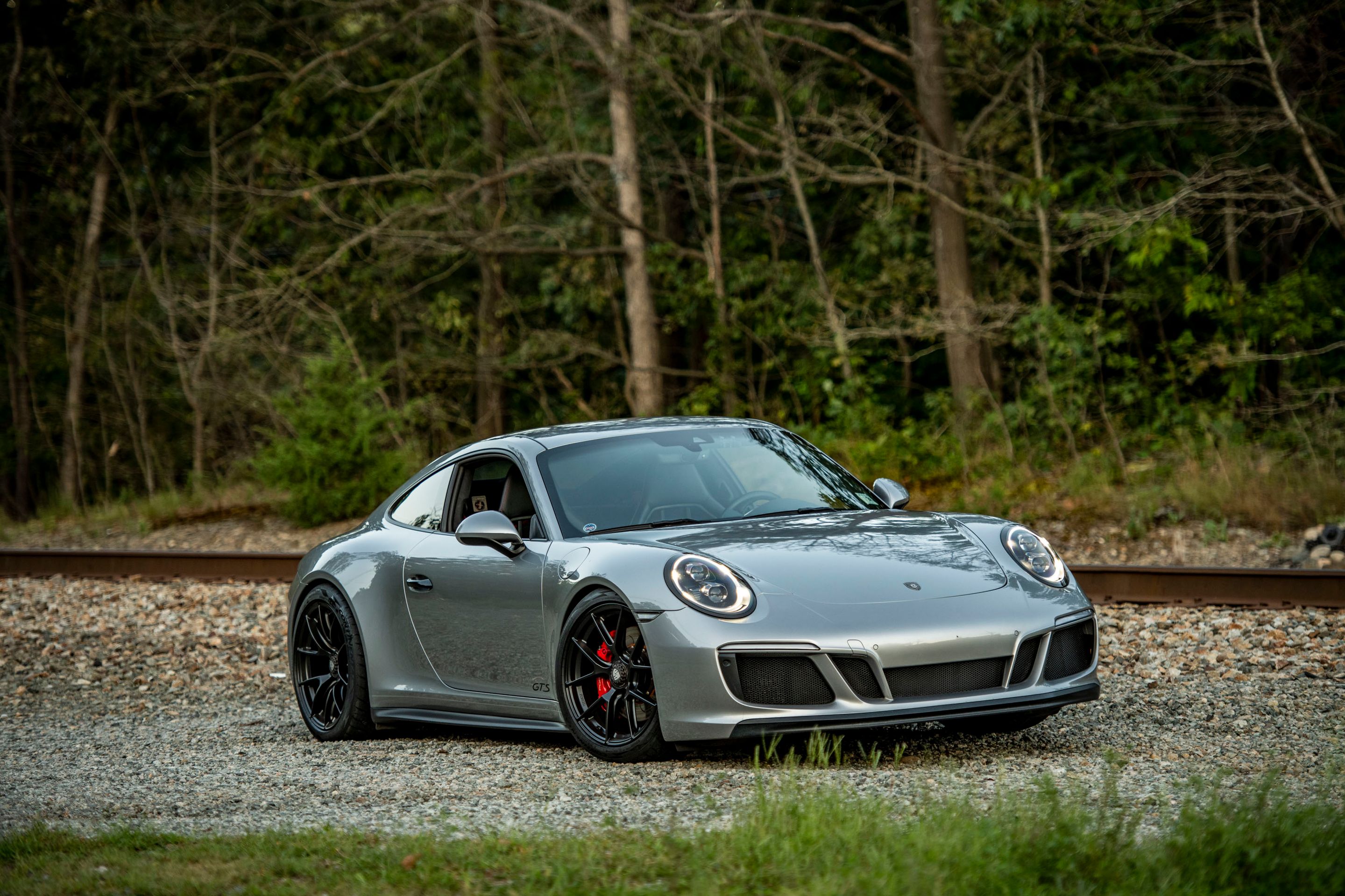 Grey Porsche 911 991.2 Carrera GTS with 19" VS-5RS Apex wheels in Satin Black