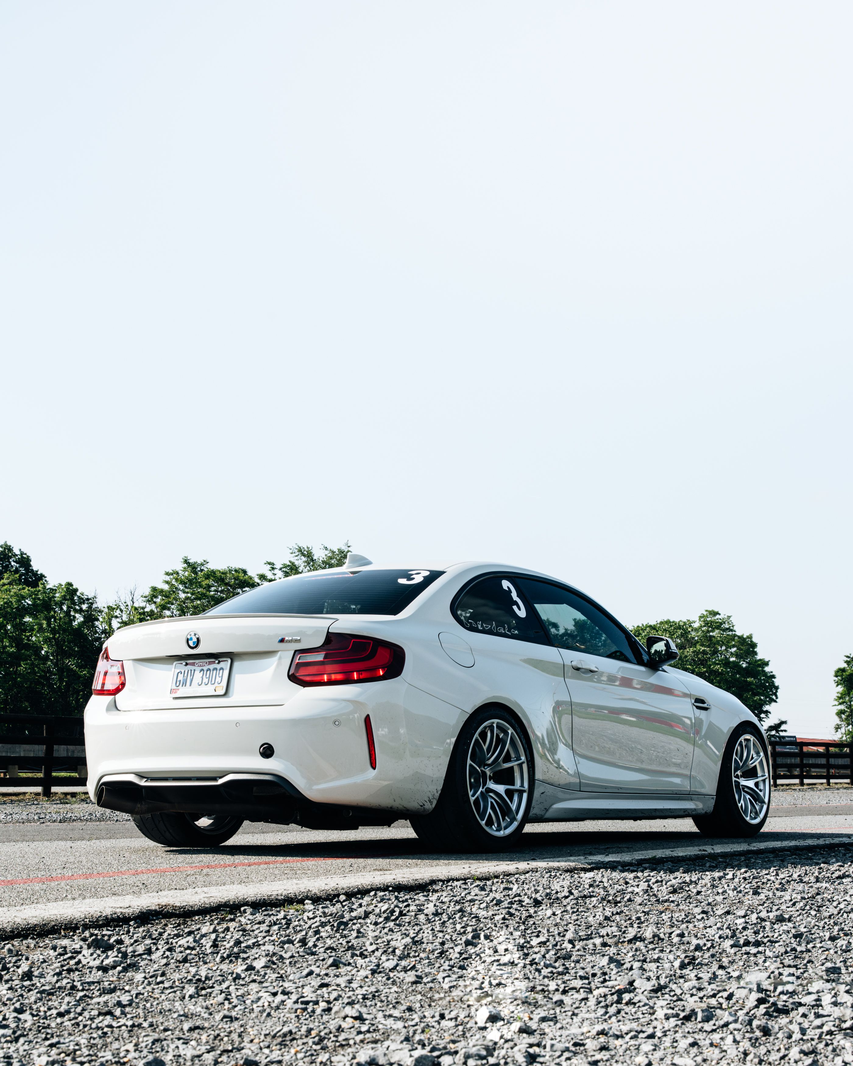 White BMW F87 M2 with 18" VS-5RE Apex wheels in Anthracite