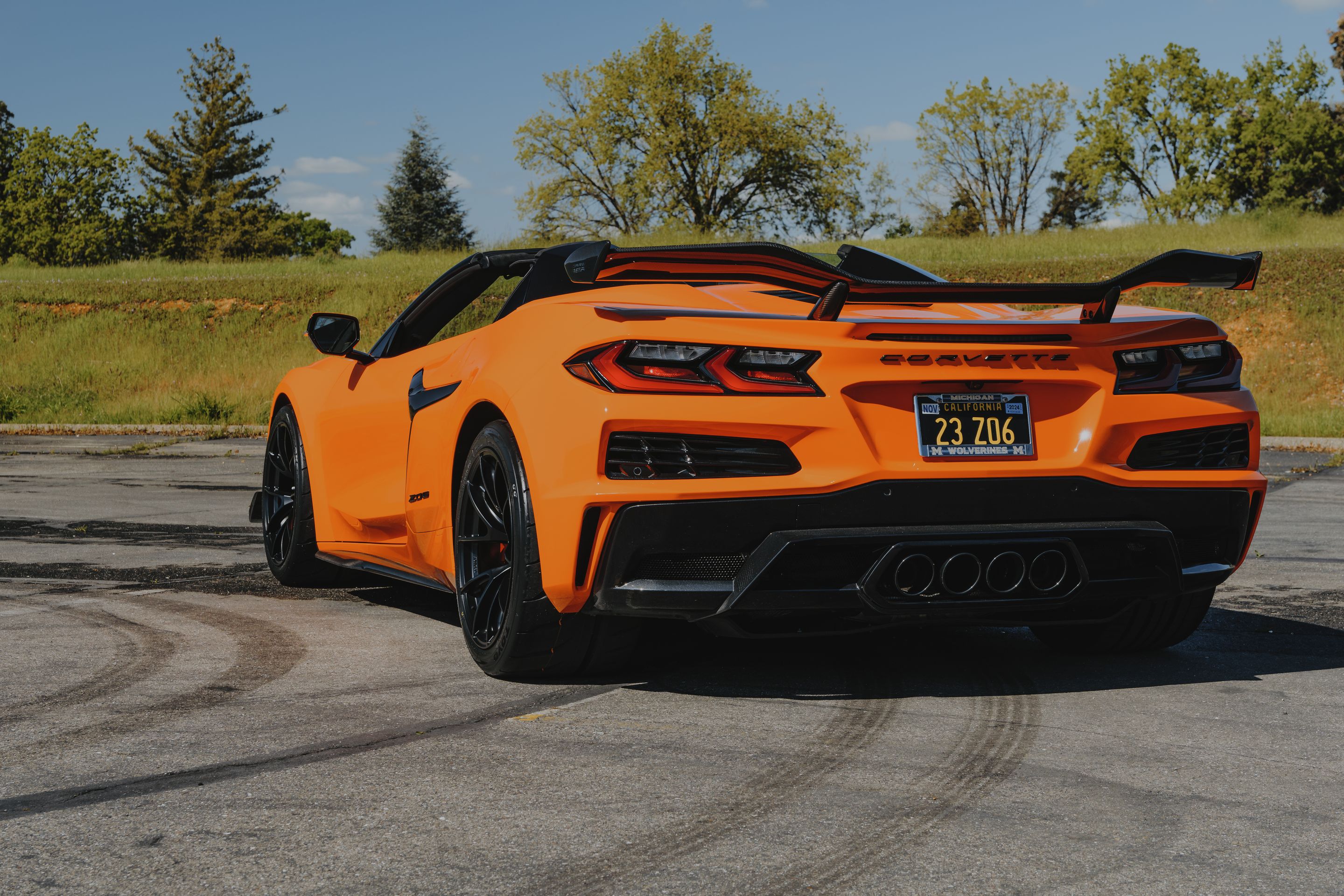 Orange Chevrolet C8 Corvette Z06 with 19" VS-5RS Apex wheels in Satin Black