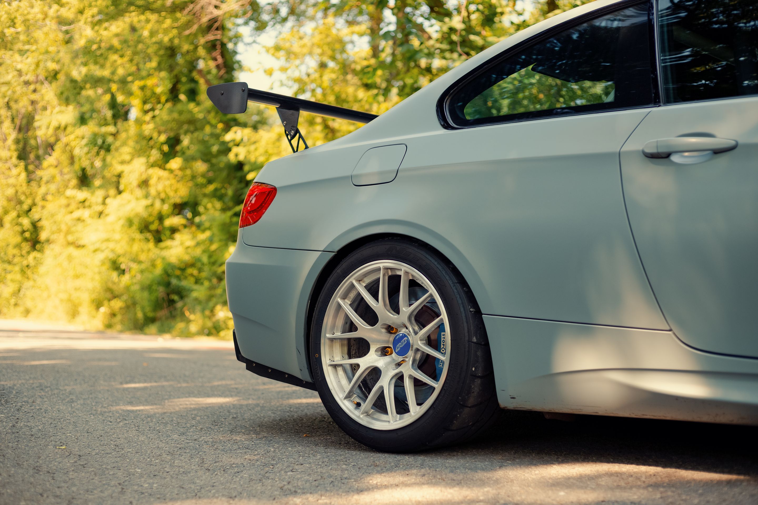 Grey BMW E92 Coupe M3 with 18" EC-7R Apex wheels in Brushed Clear