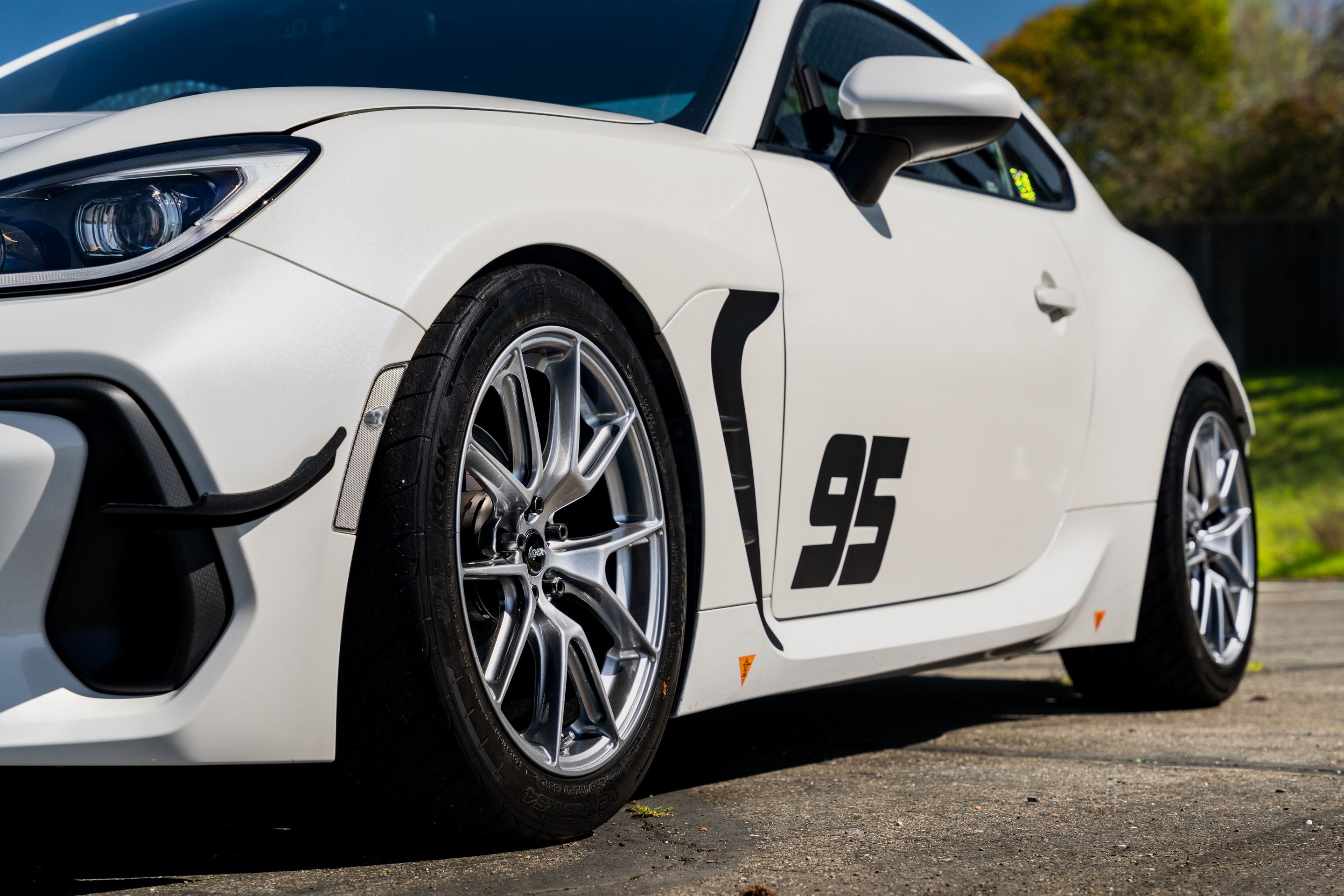 White Subaru ZD8 / Gen 2 BRZ with 17" VS-5 Apex wheels in Hyper Black