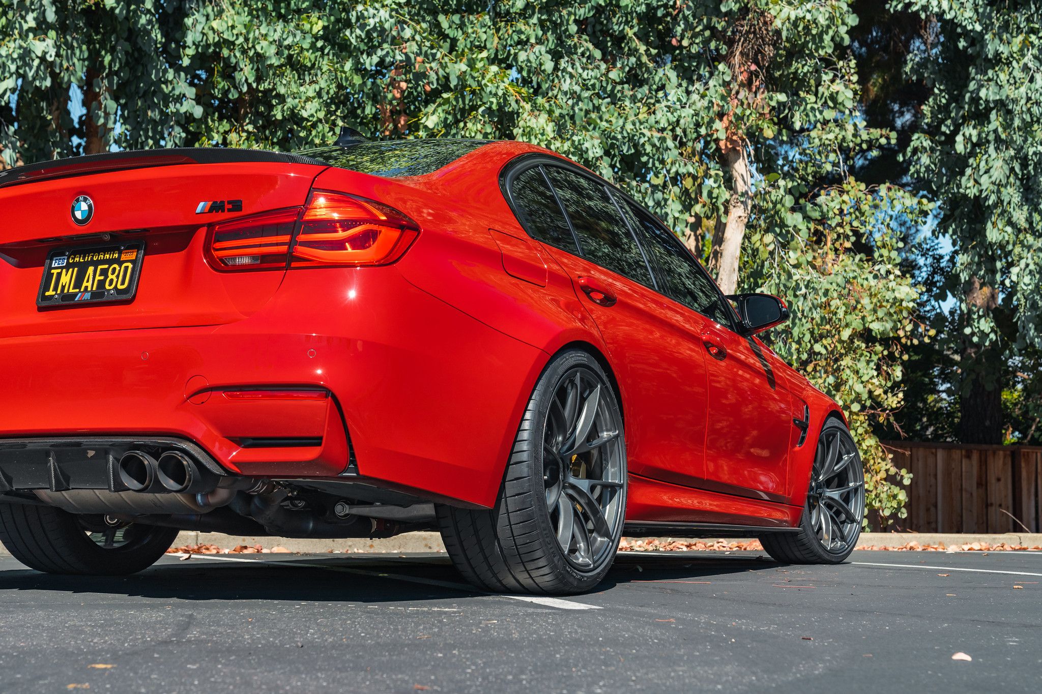 Red BMW F80 M3 with 20" VS-5RS Apex wheels in Anthracite