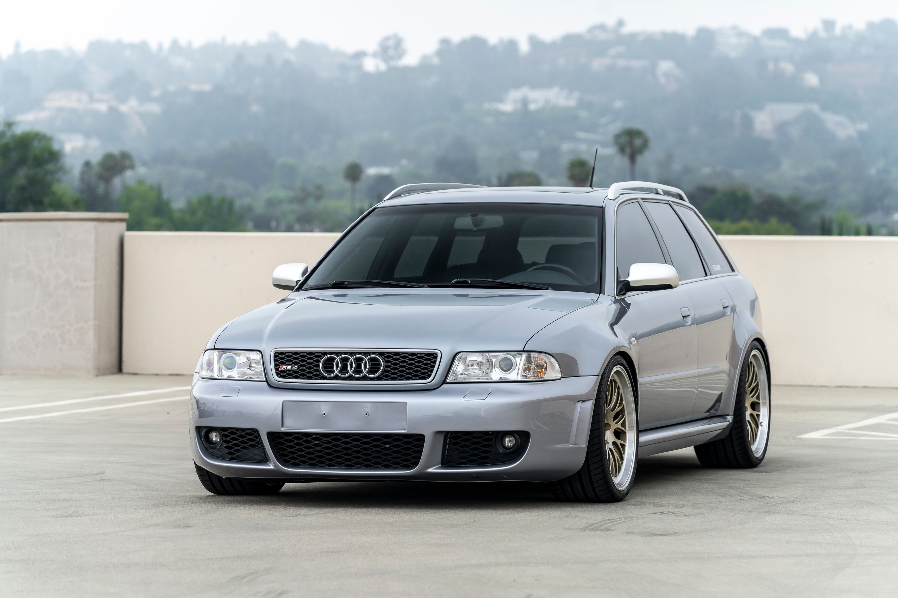 Silver Audi B5 RS 4 Avant/Wagon with 19" ML-10RT Apex wheels in Machined Lip Gloss Motorsport Gold