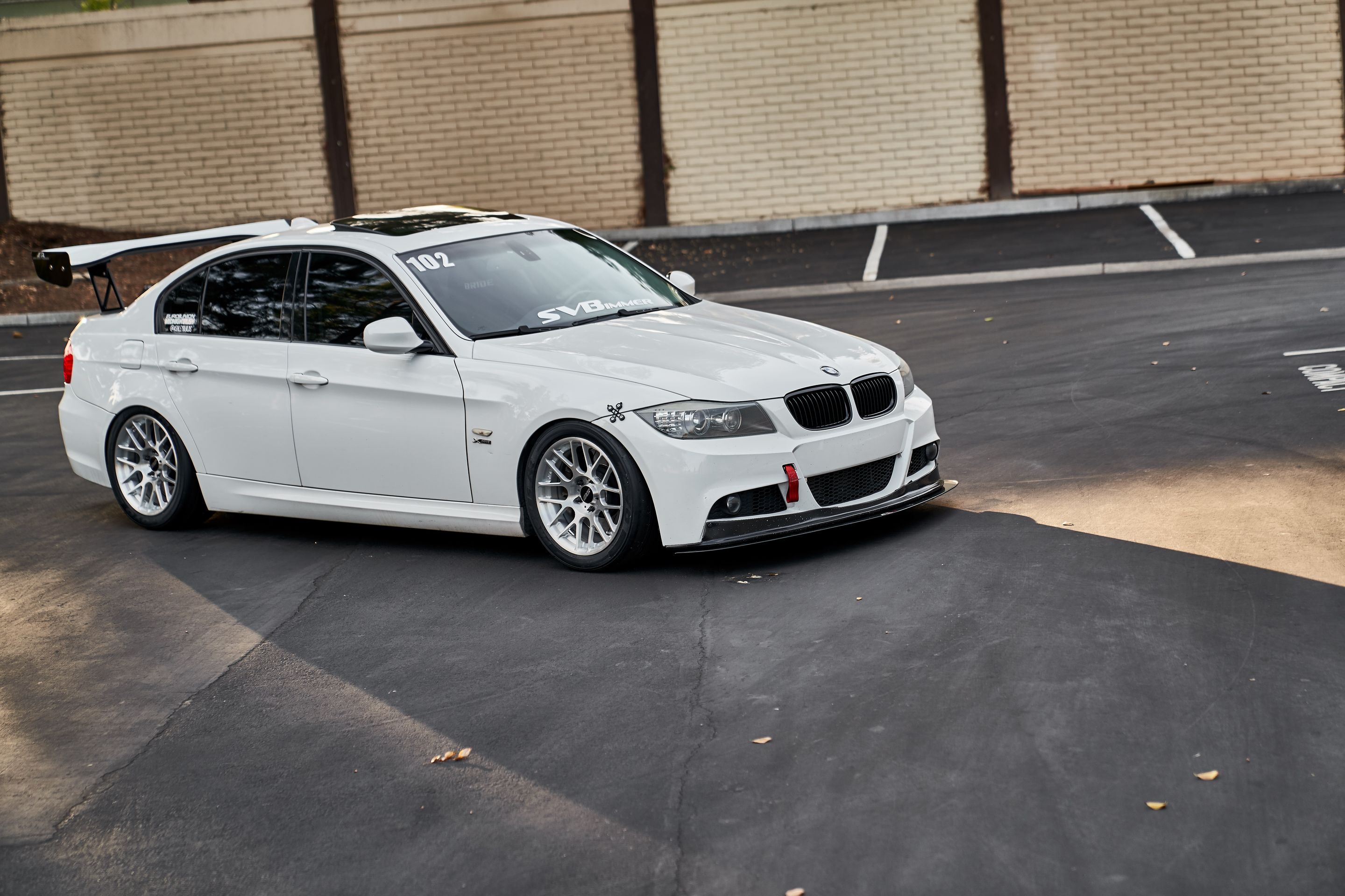 White BMW E90 LCI Sedan 3 Series with 17" ARC-8R Apex wheels in Brushed Clear