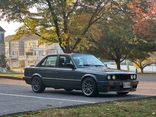 Grey BMW 3 Series - ARC-8 in Hyper Black