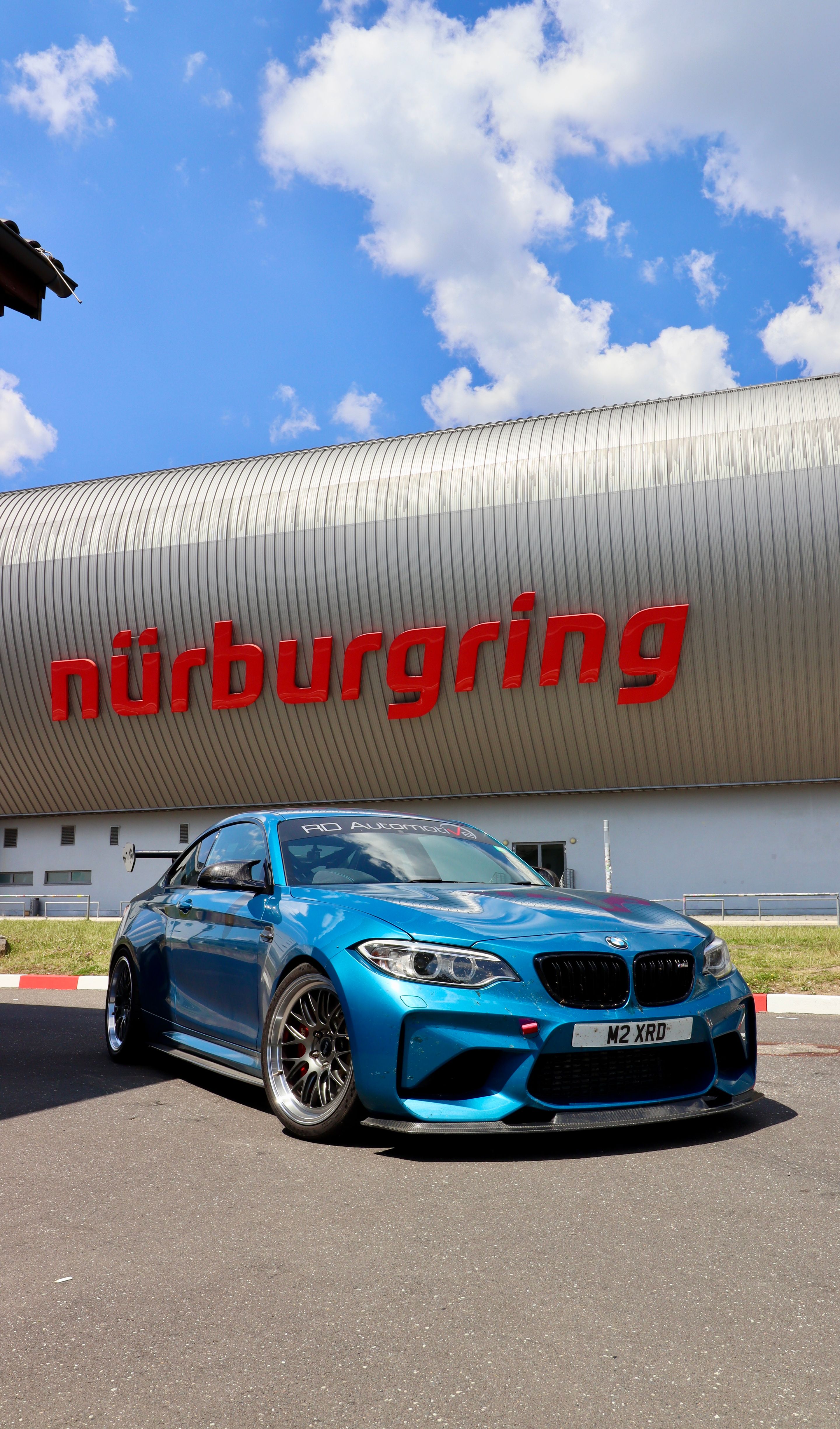 Blue BMW F87 M2 with 19" ML-10RT Apex wheels in Machined Lip Anthracite