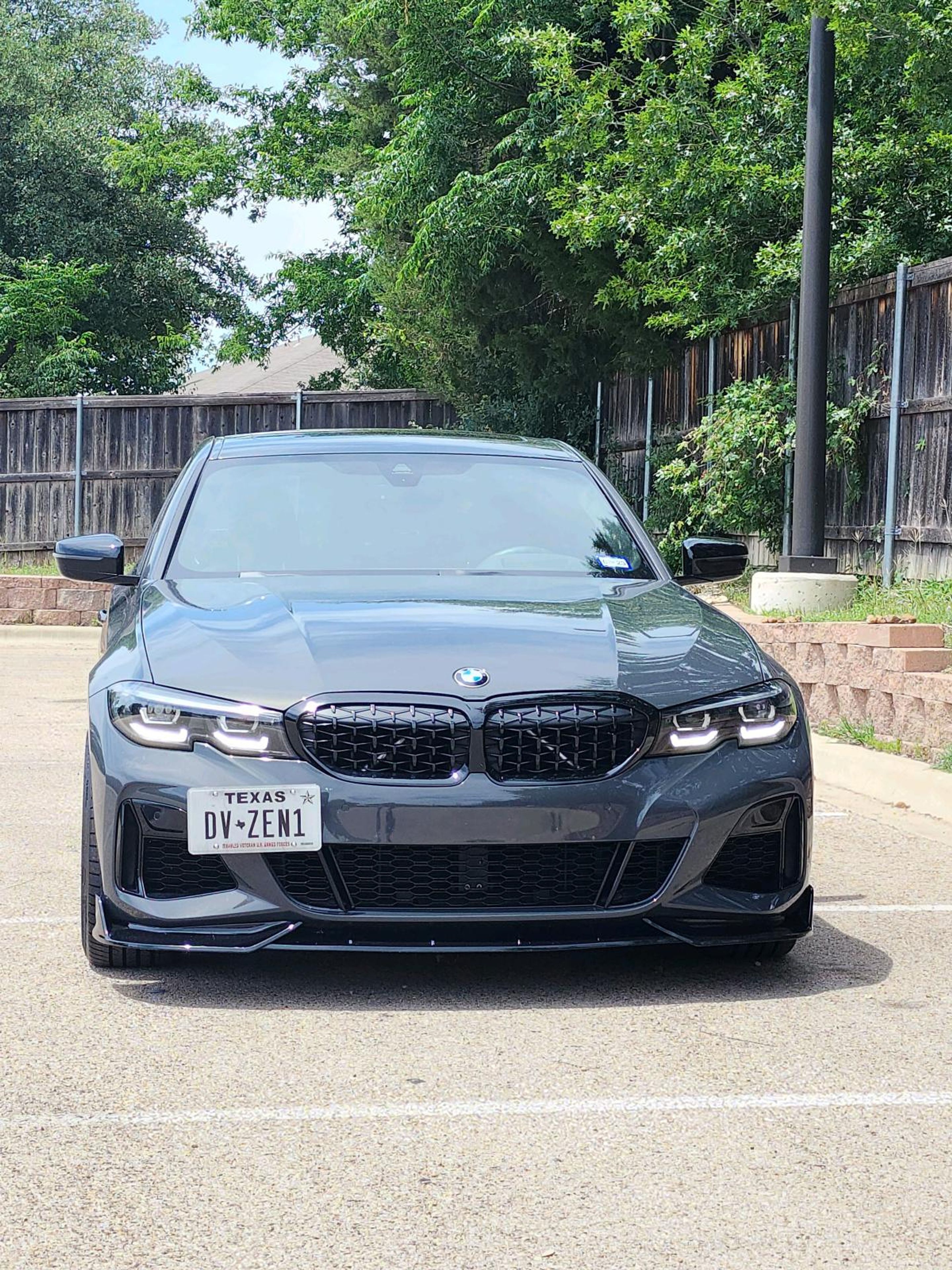 Grey BMW G20 Sedan 3 Series with 19" VS-5RS Apex wheels in Satin Black