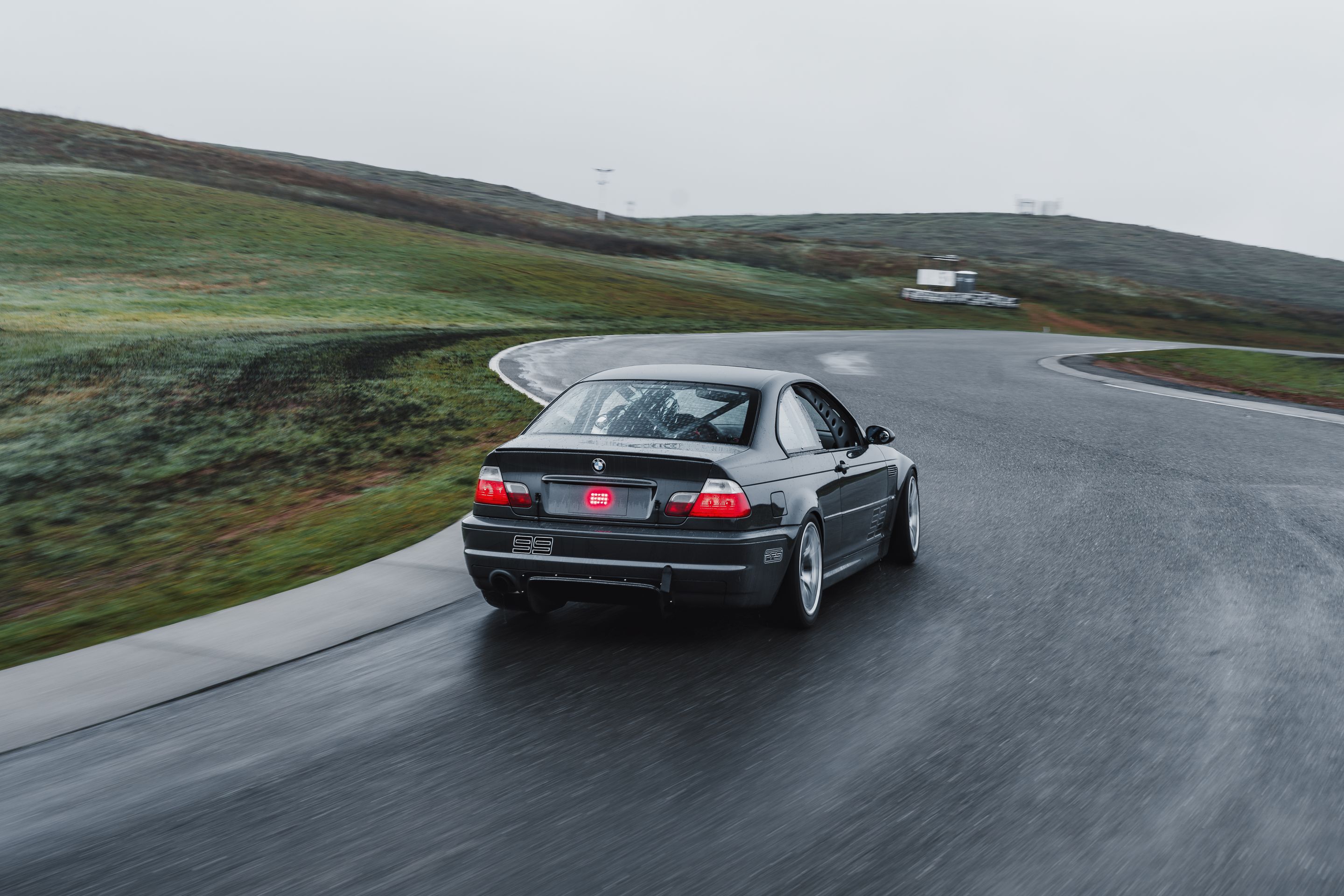 Grey BMW E46 M3 with 18" VS-5RE Apex wheels in Race Silver