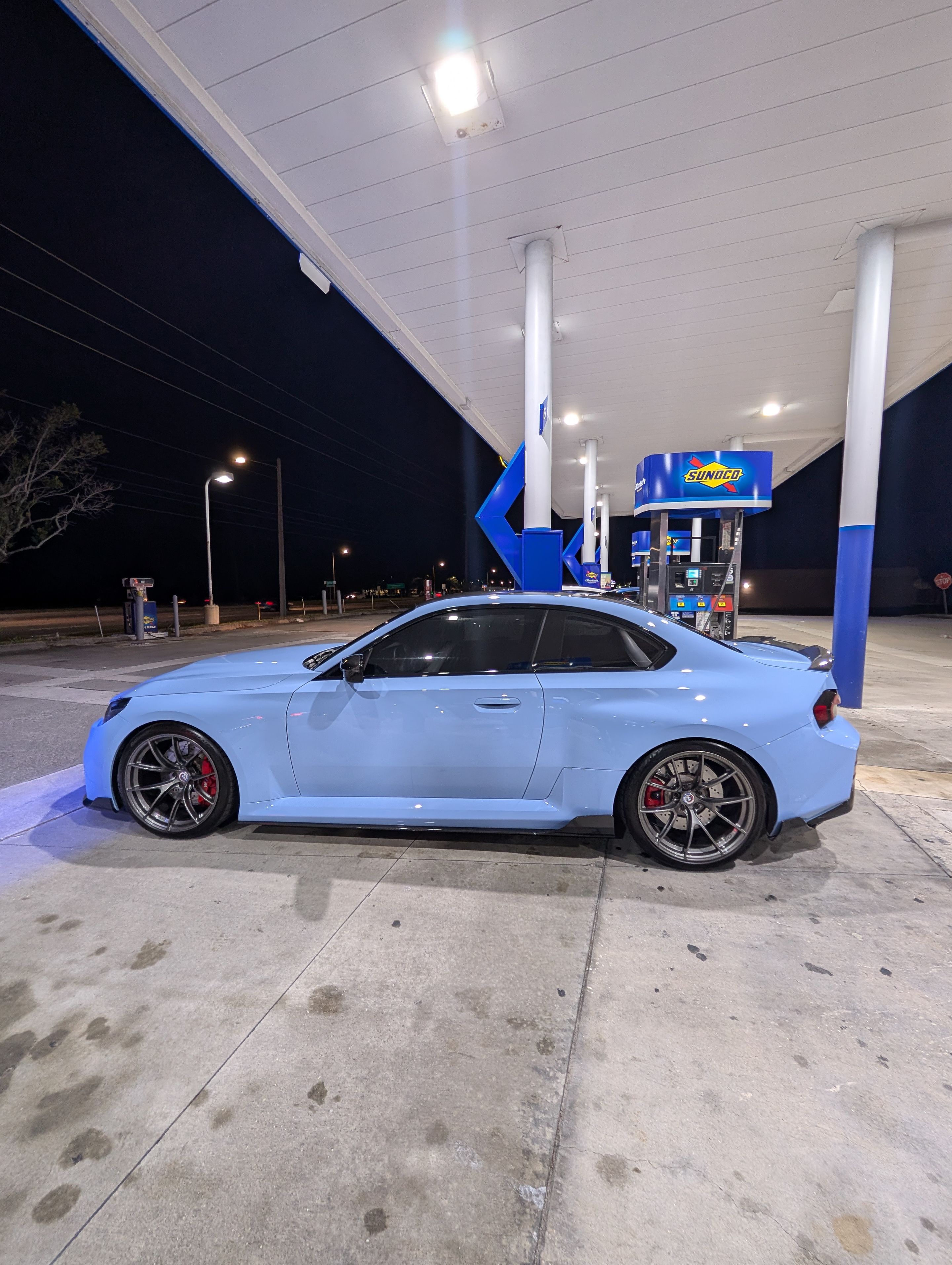 Blue BMW G87 M2 with 20" VS-5RS Apex wheels in Anthracite