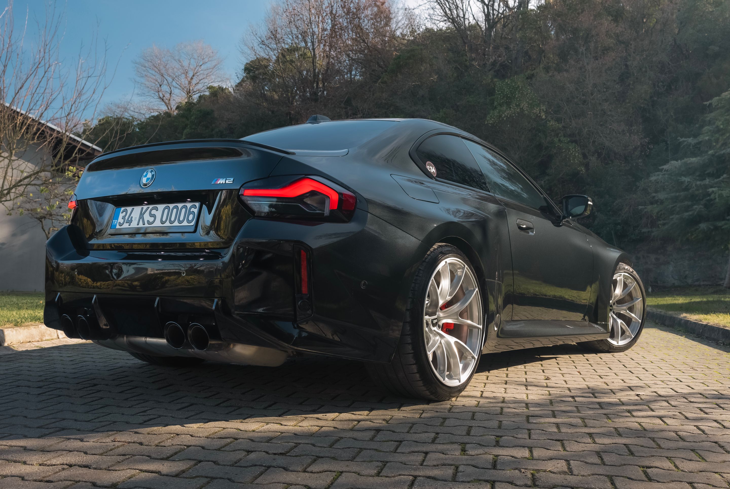 Black BMW G87 M2 with 19"/20" VS-5RS Apex wheels in Brushed Clear